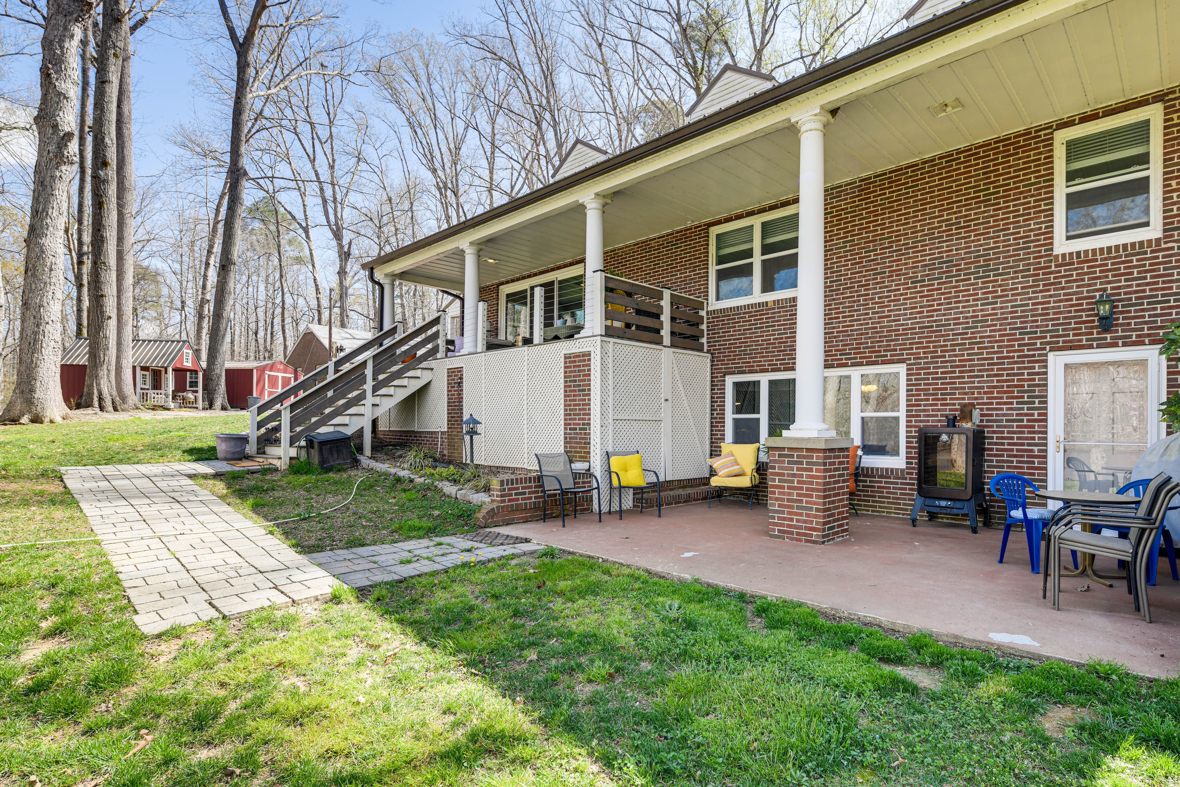 Patio | Outdoor Dining Area
