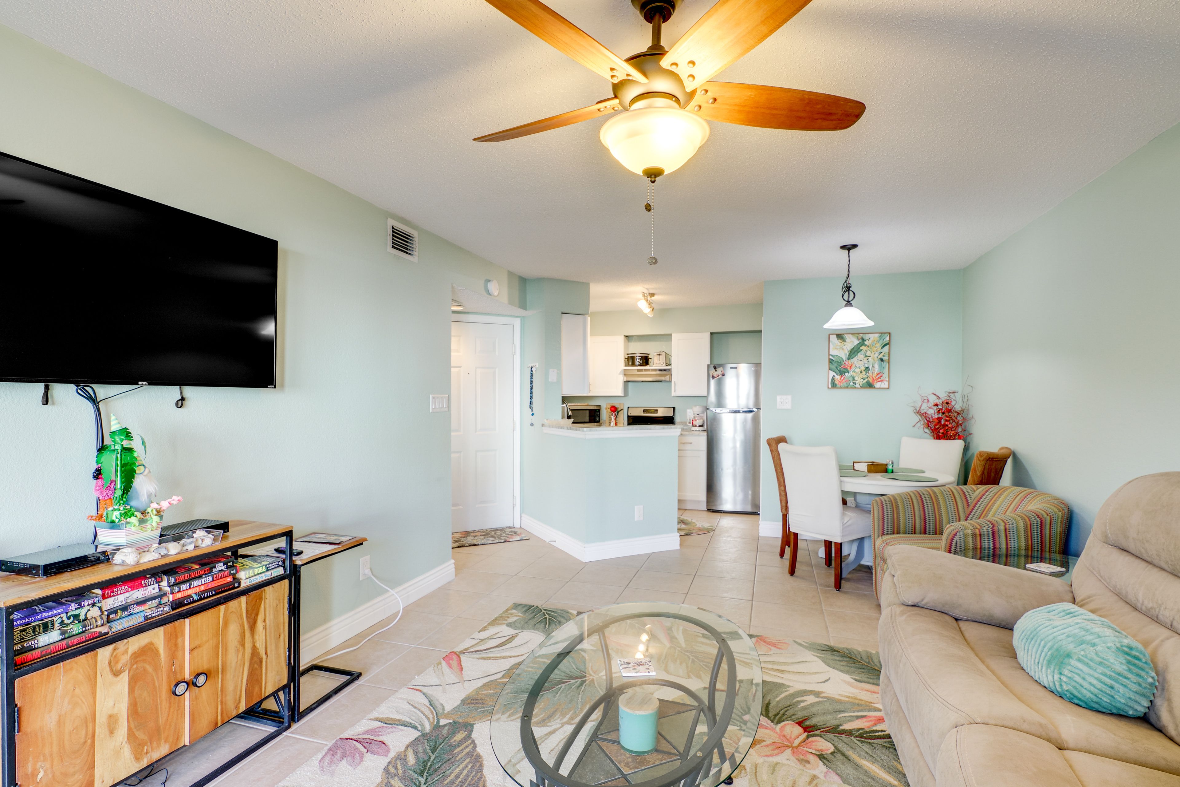 Melbourne Vacation Rental | 1BR | 1BA | 700 Sq Ft | Step-Free Access