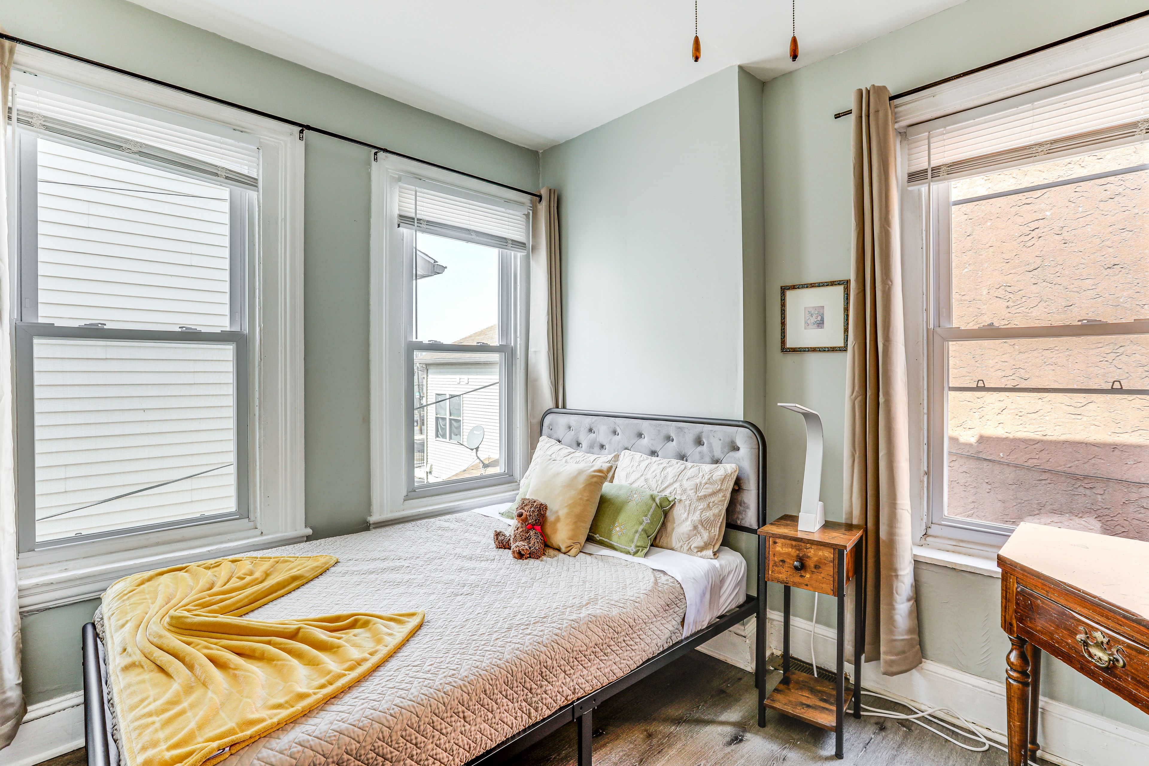 Bedroom 2 | Full Bed | 2nd Floor