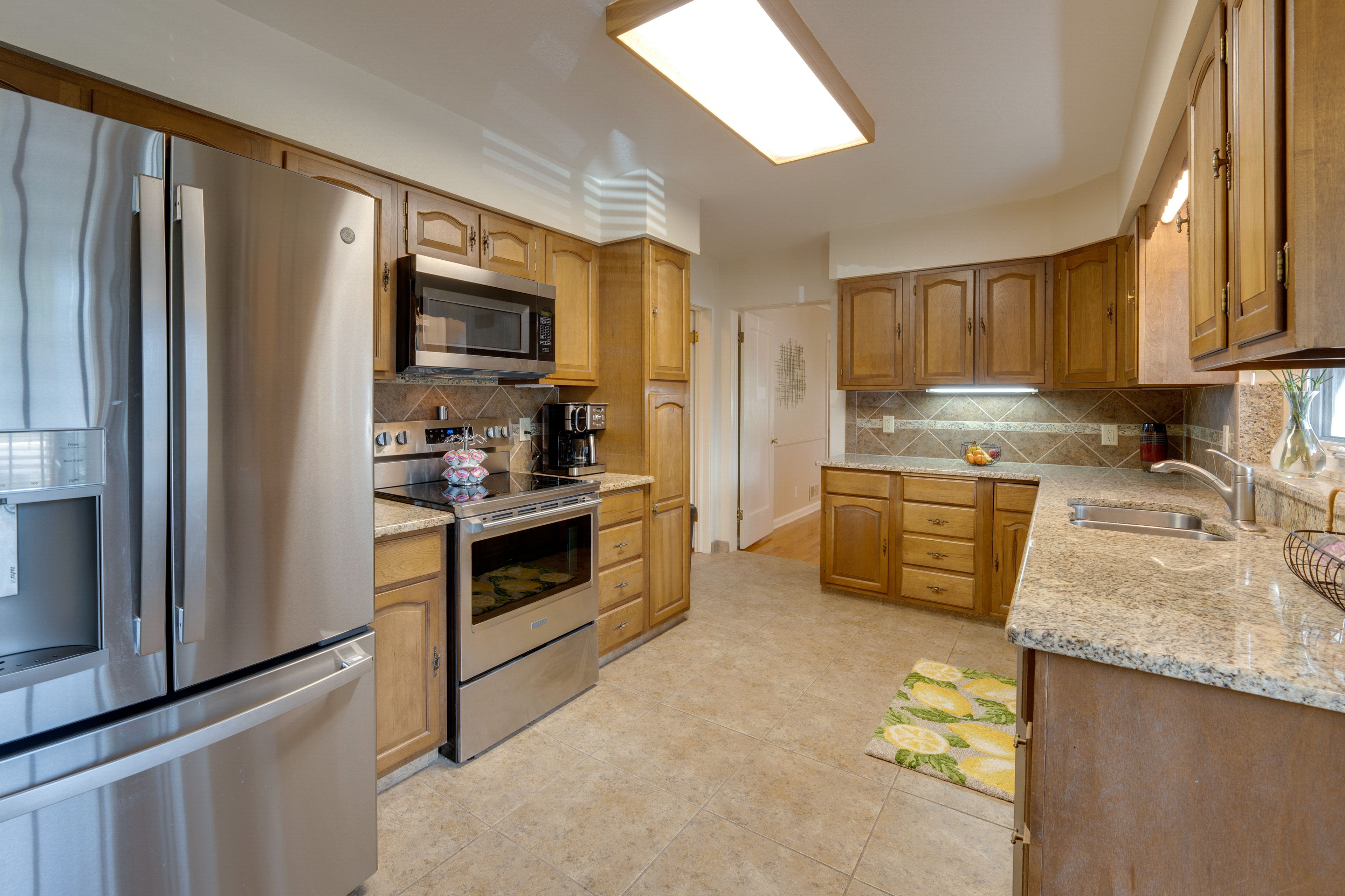 Kitchen | Cooking Basics | Main Level