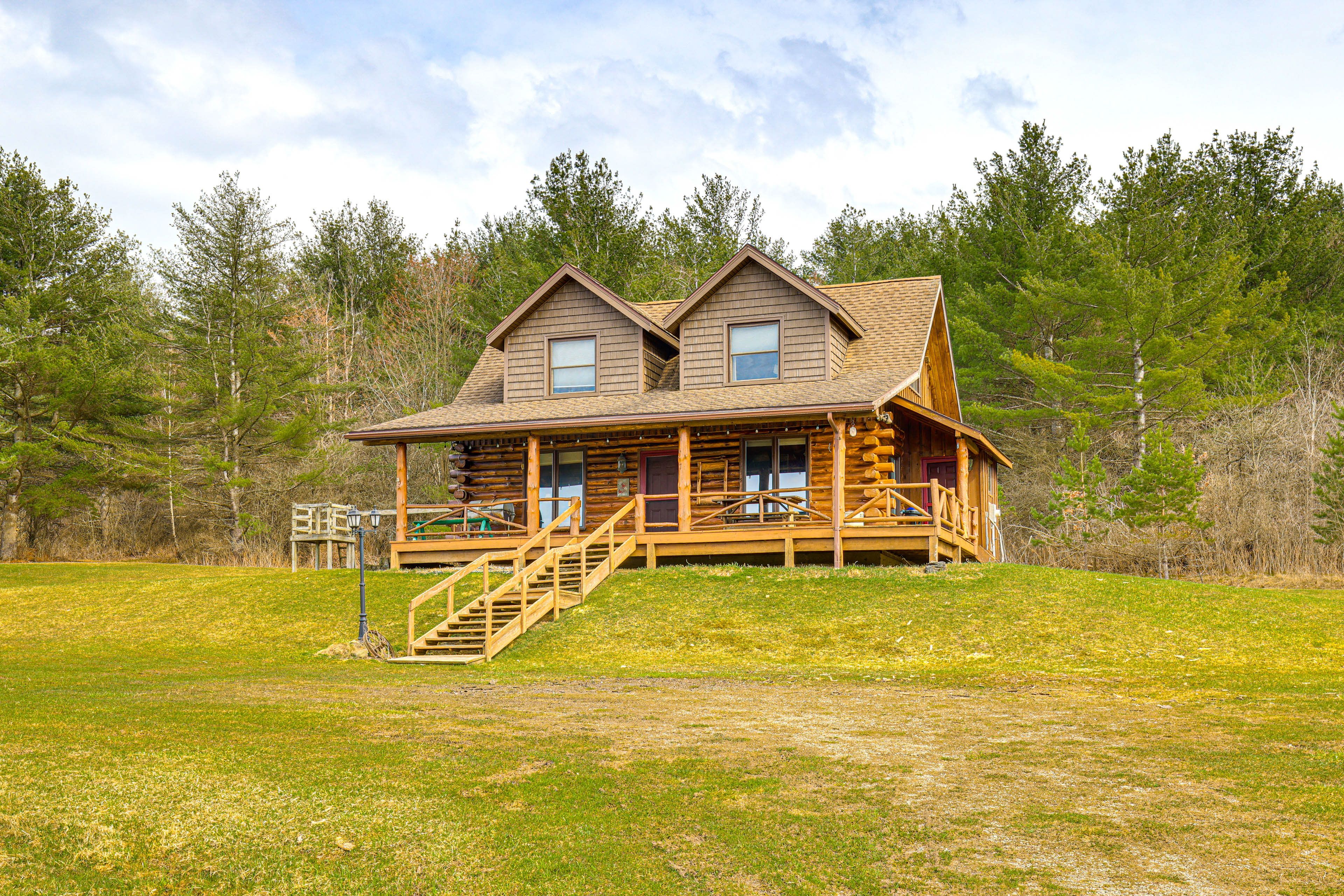 Almond Vacation Rental | 2BR | 1BA | Stairs Required | 1,100 Sq Ft
