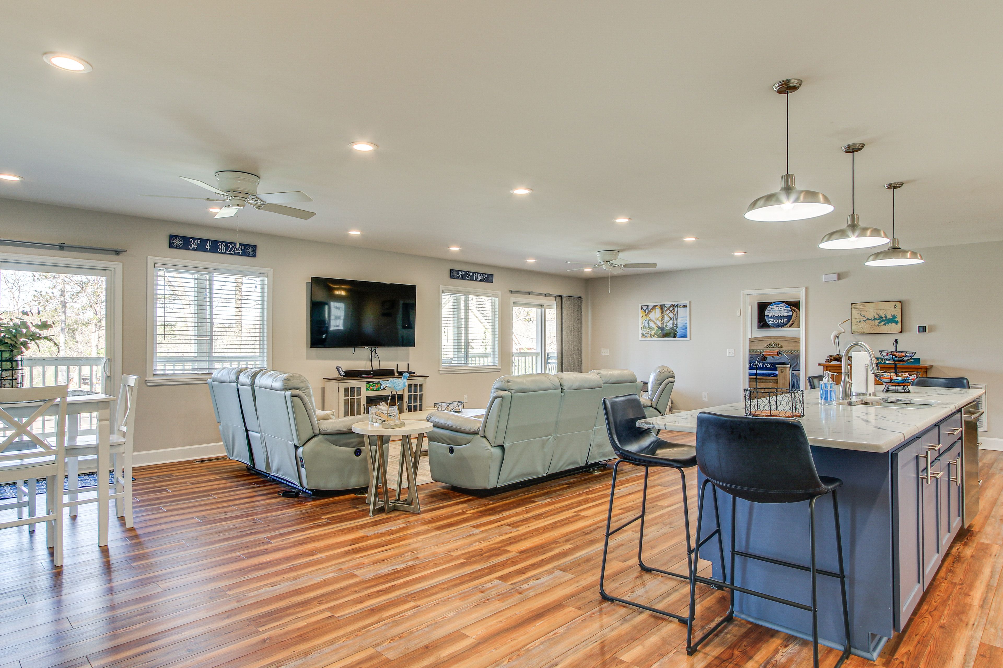 Single-Story House | Central Heating & A/C | In-Unit Laundry