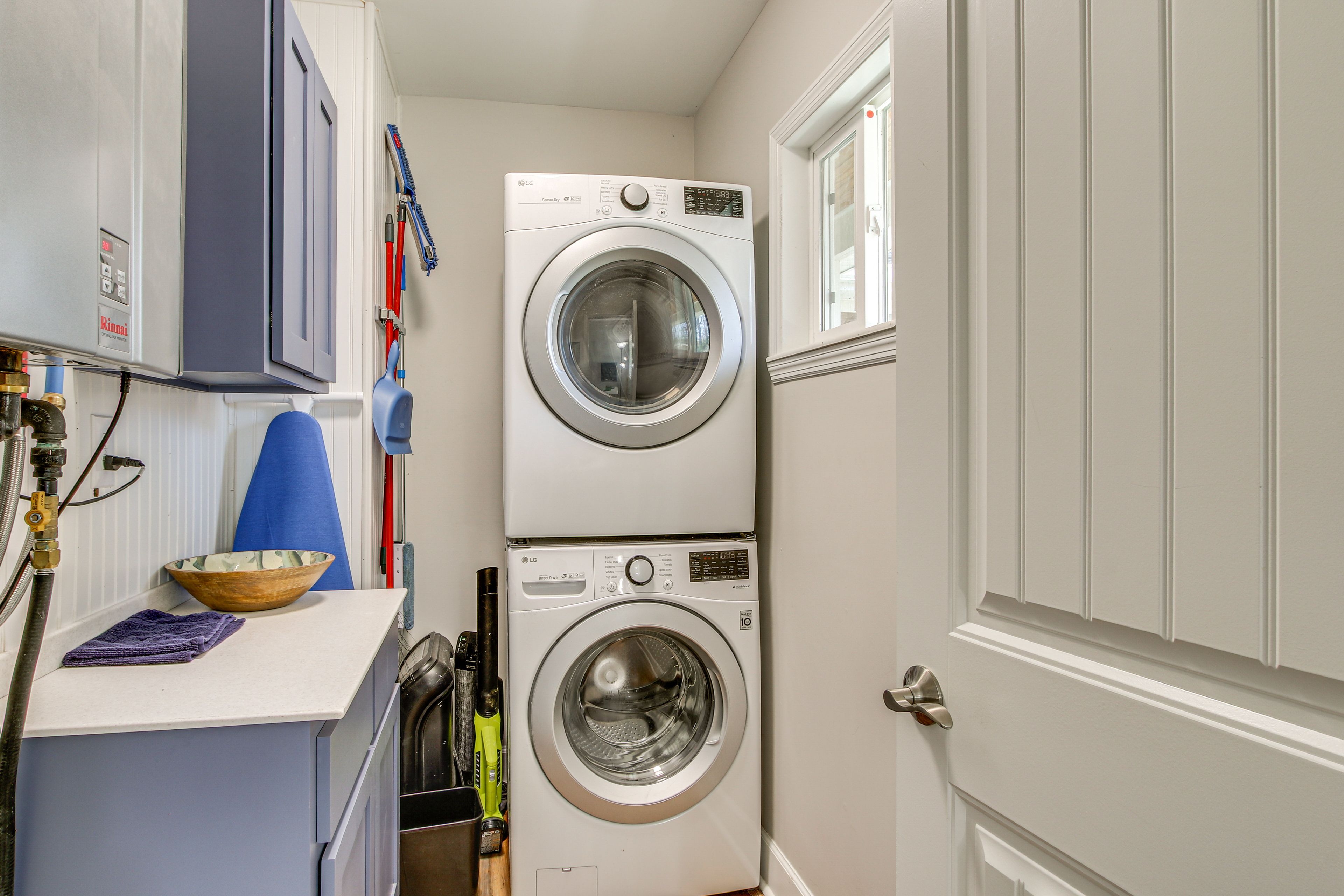 Washer & Dryer