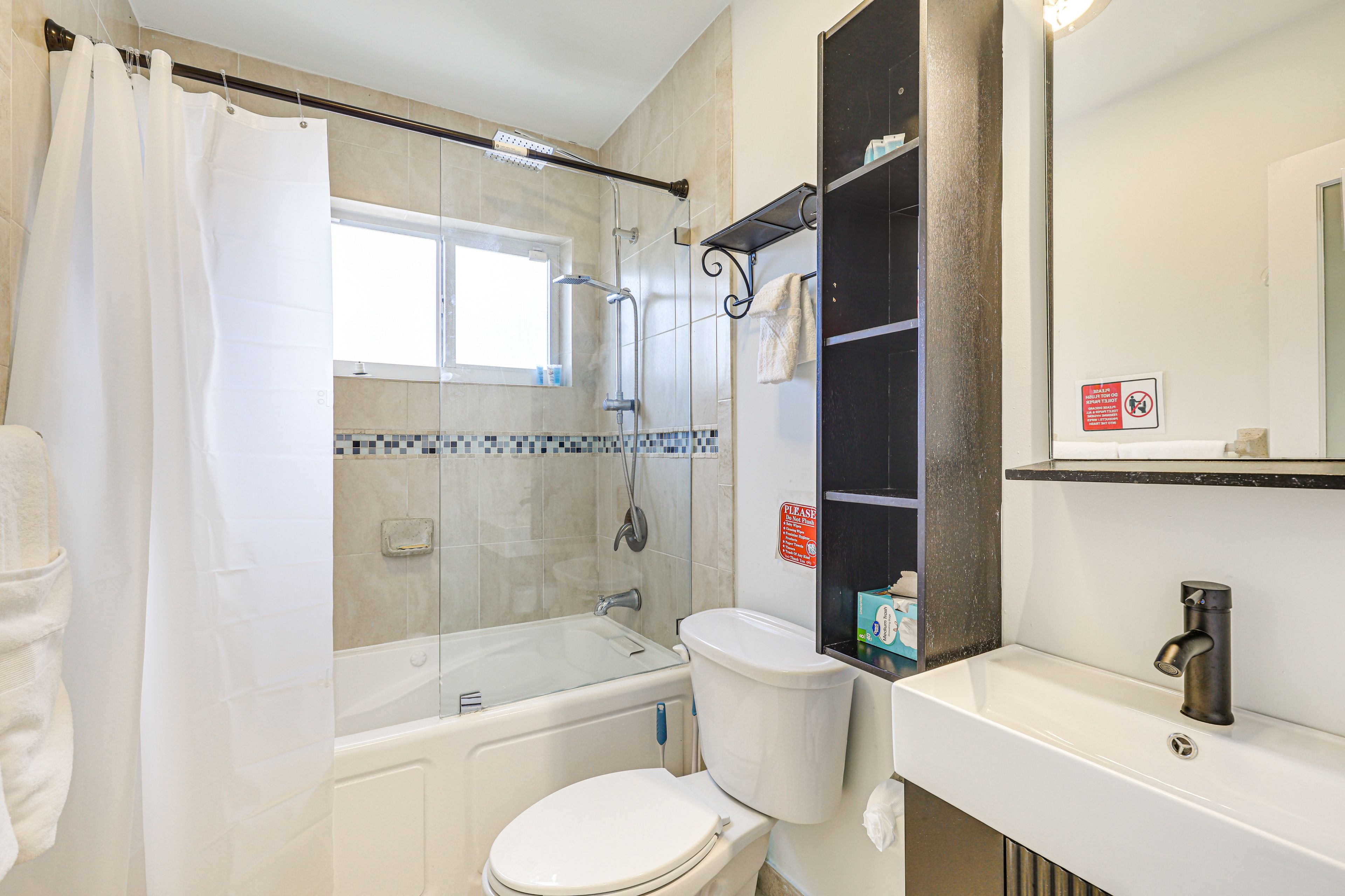 Full Bathroom