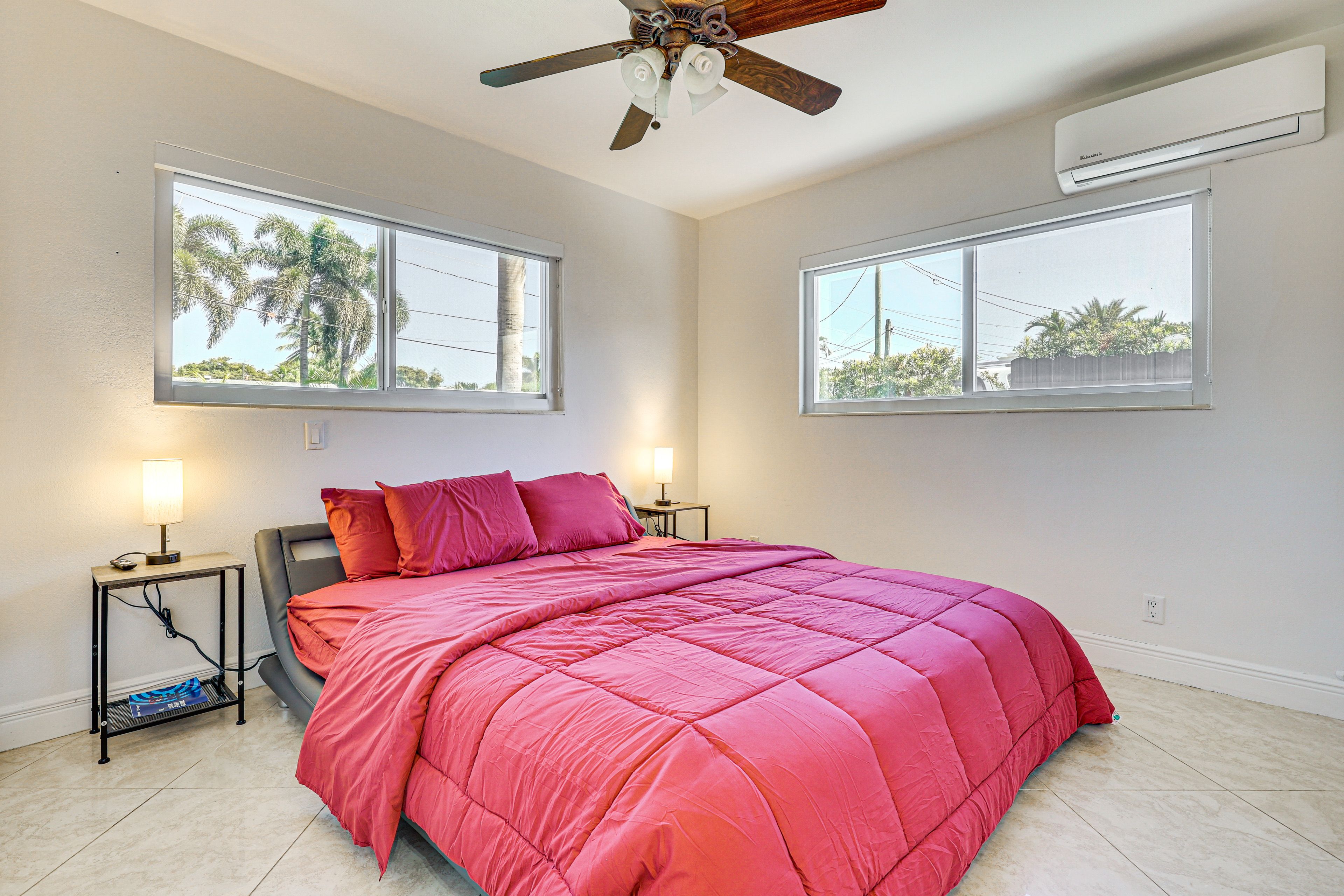 Bedroom 2 | King Bed