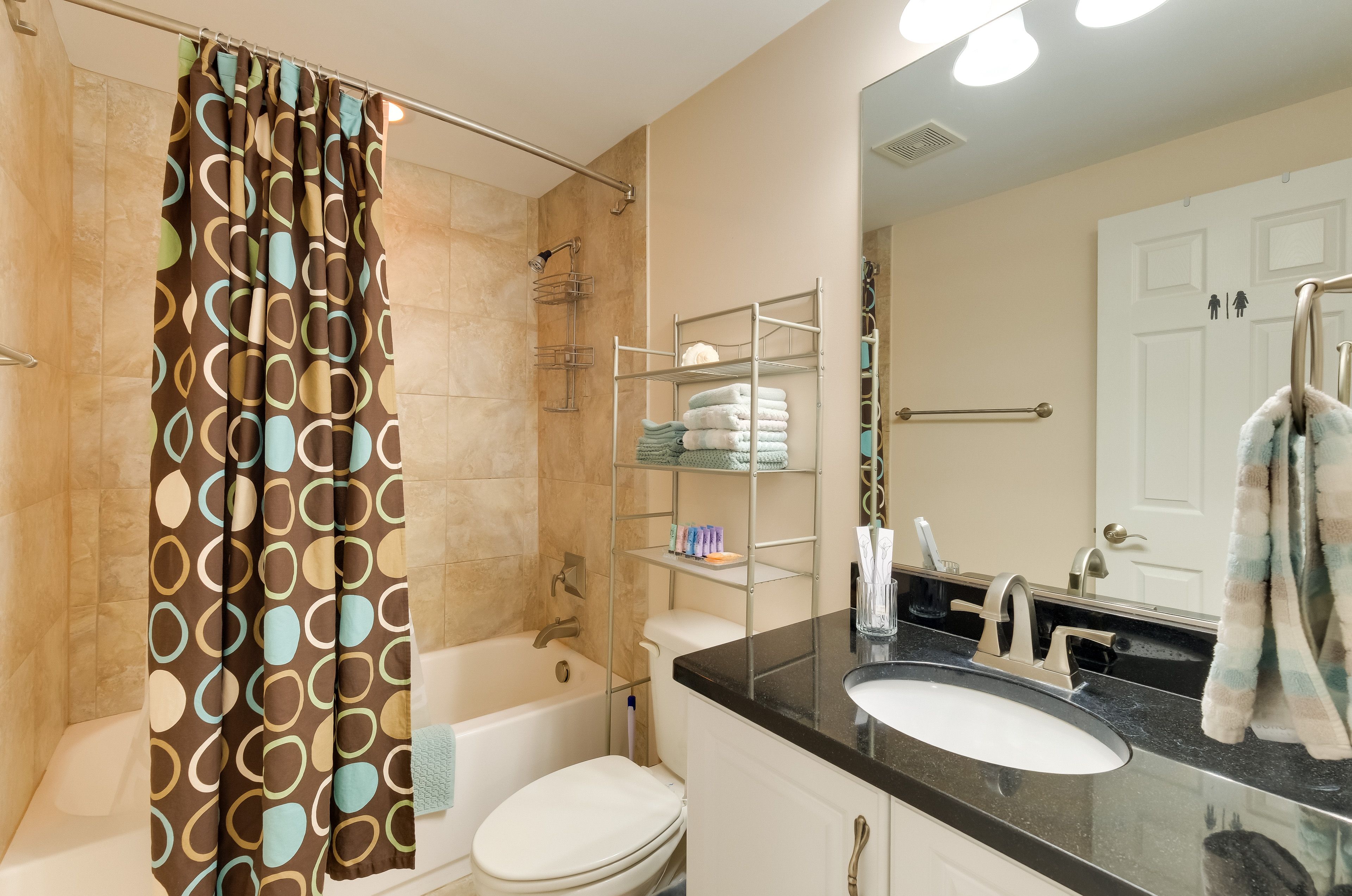 Full Bath | Towels | Hair Dryer
