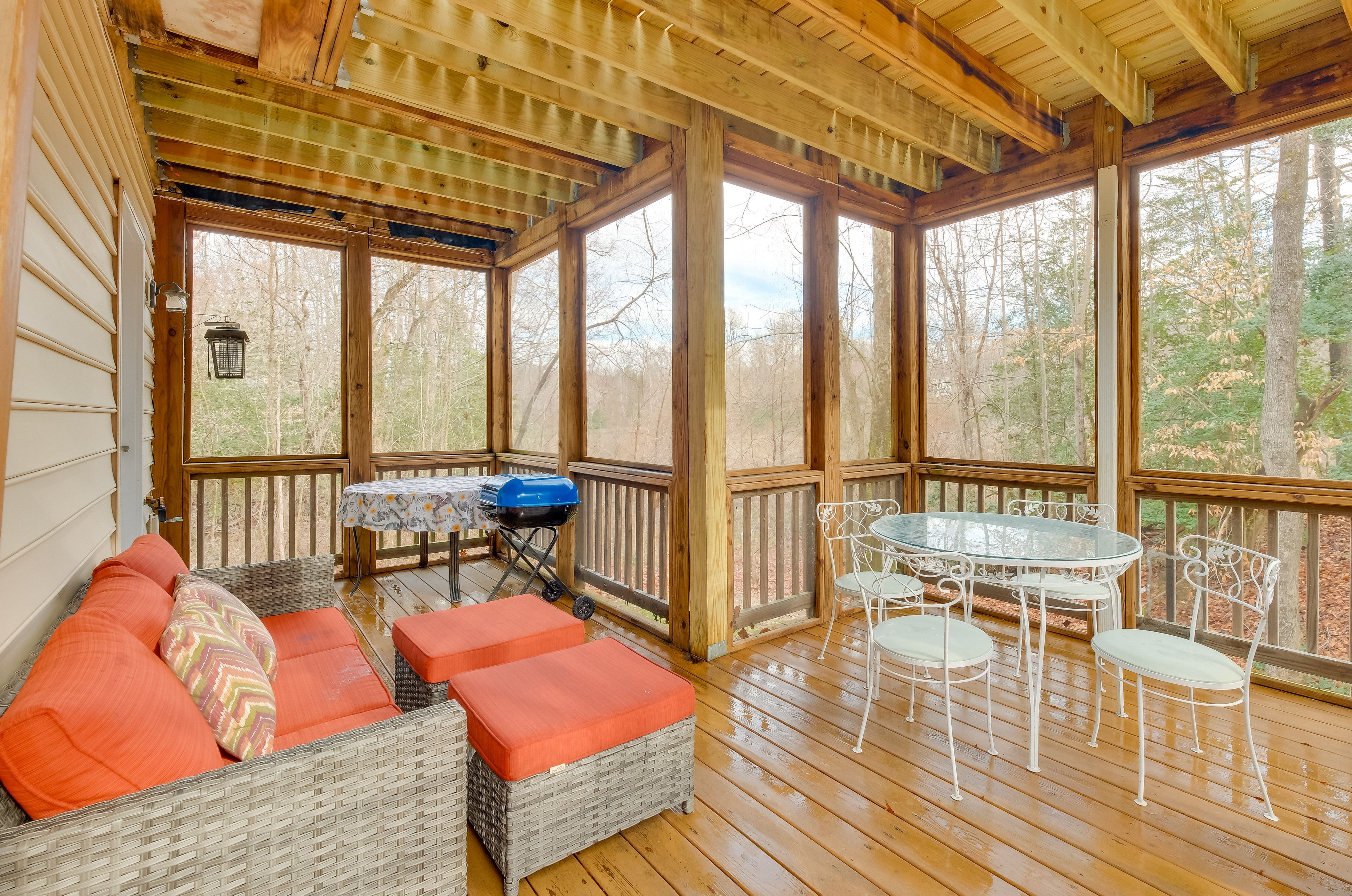 Fredericksburg Vacation Rental | 1BR | 1BA | 800 Sq Ft | Stairs Required