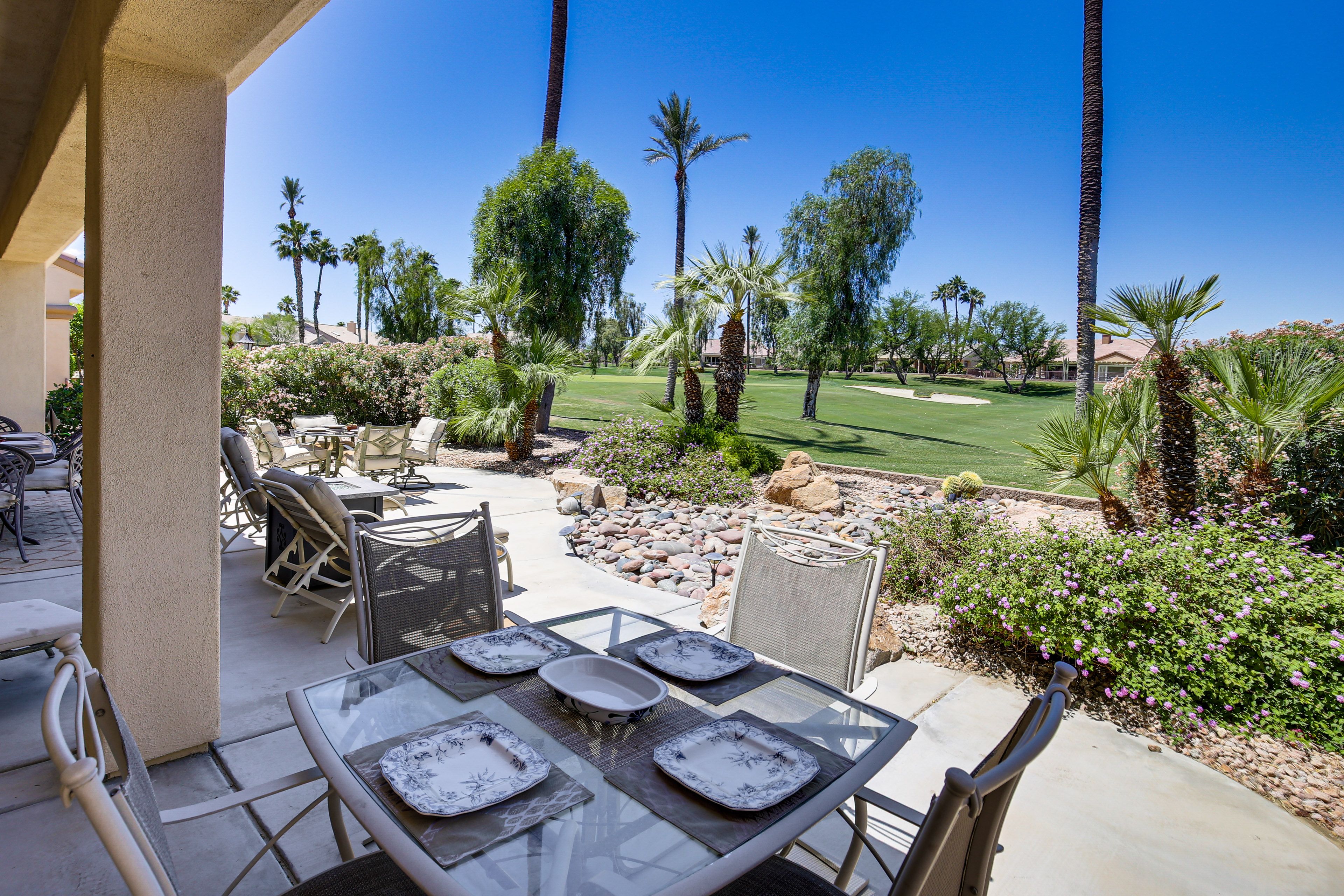 Patio | Gas Grill | Fire Pit