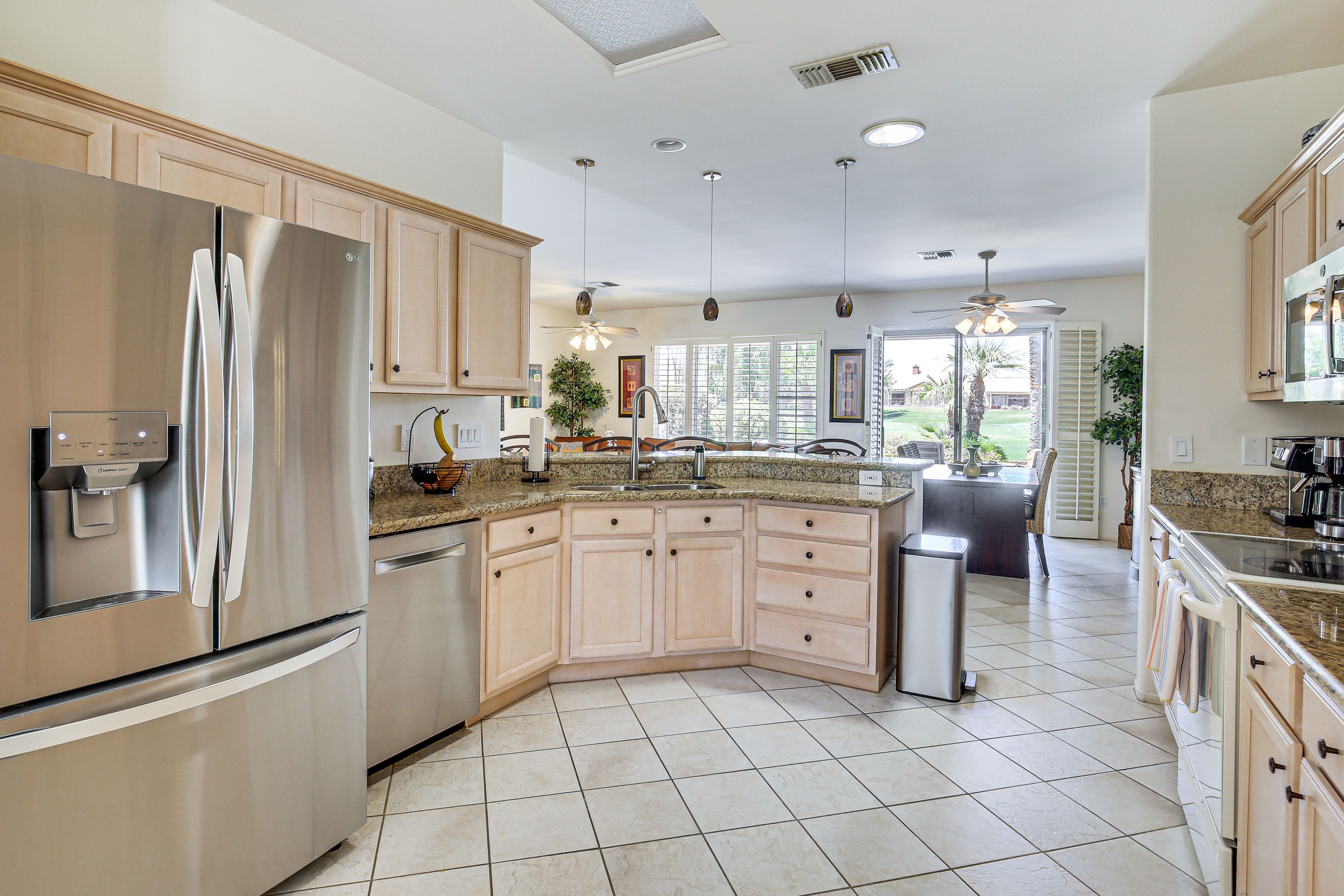 Kitchen | Drip Coffee Pot | Espresso Maker | Dishwasher | Toaster Oven
