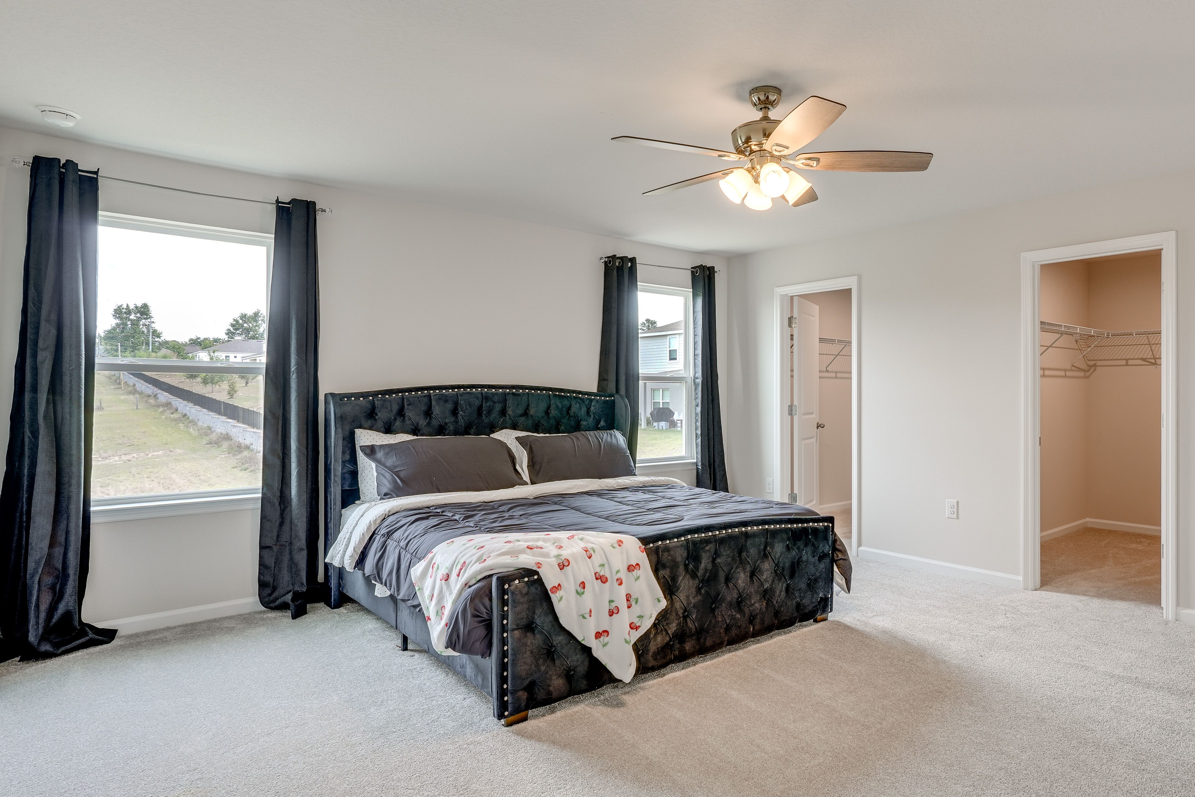 Bedroom 2 | 2nd Floor | King Bed | En-Suite Bathroom