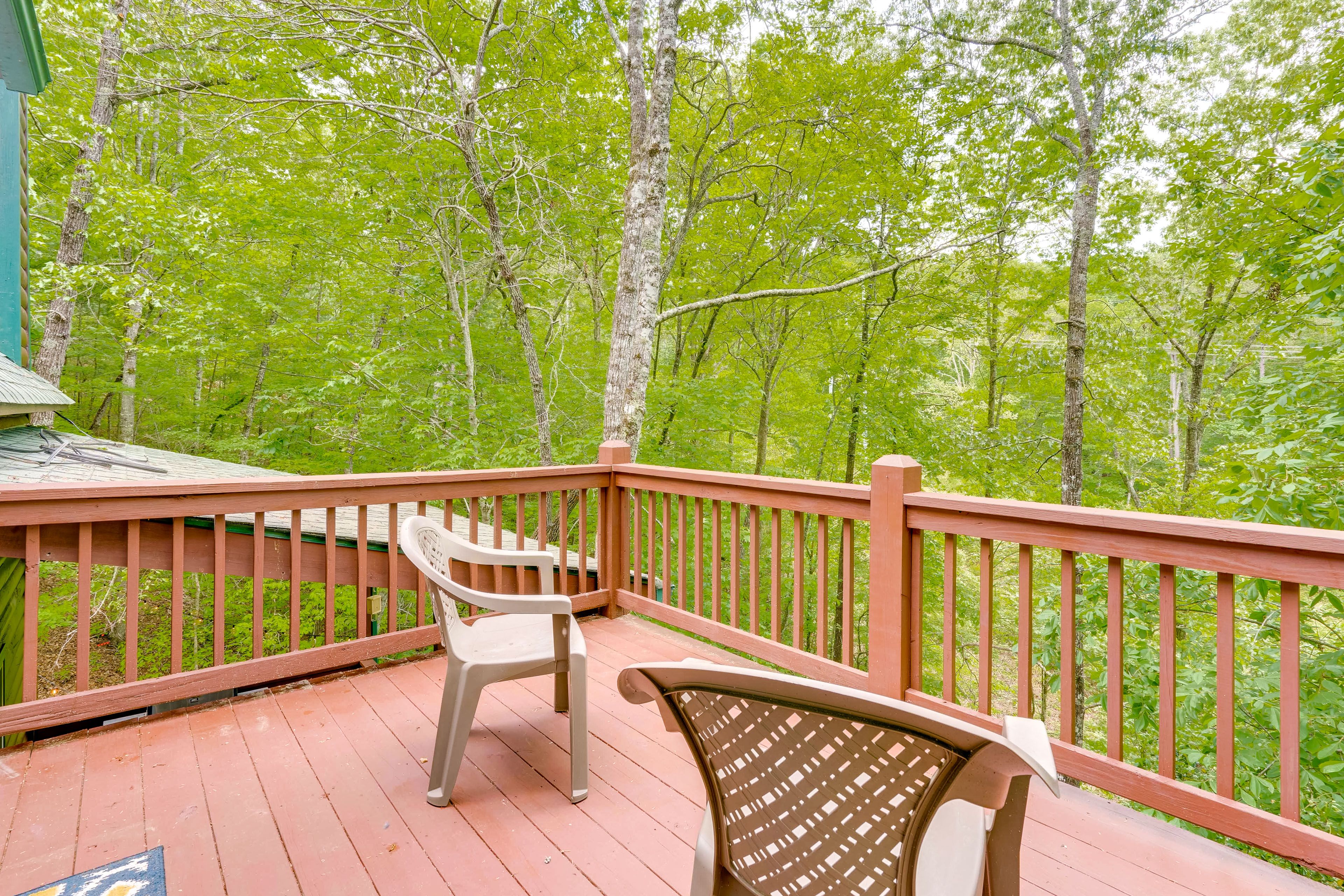 Private Balcony | Upper Level
