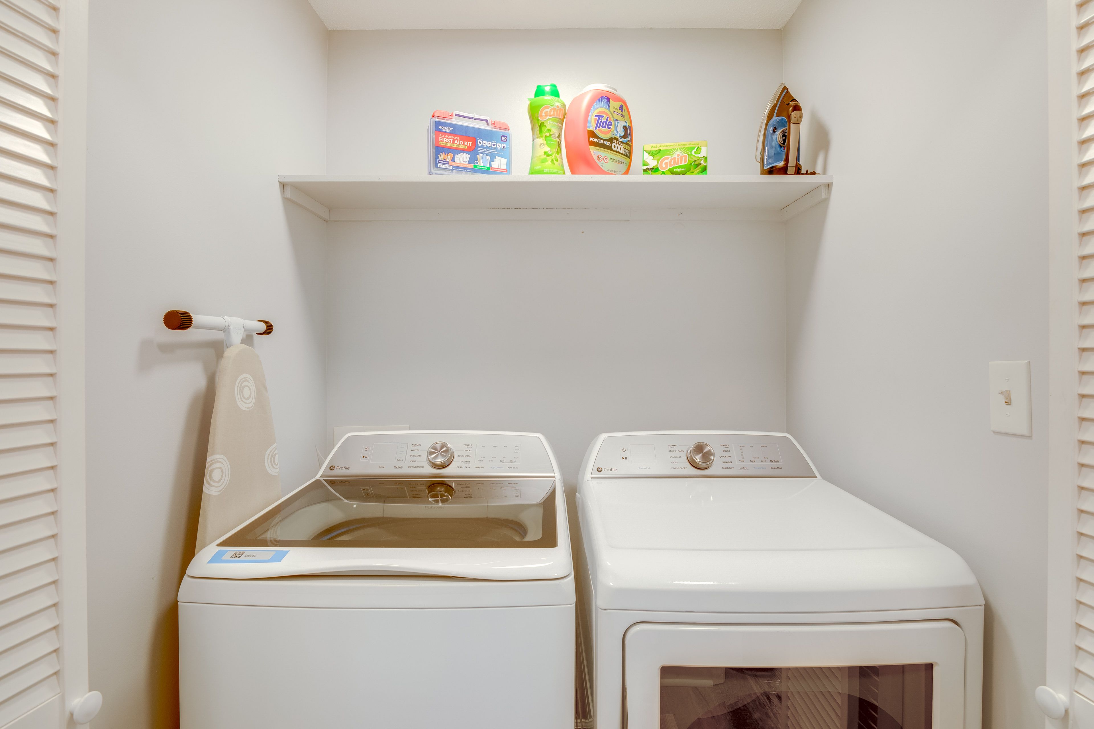 Washer & Dryer