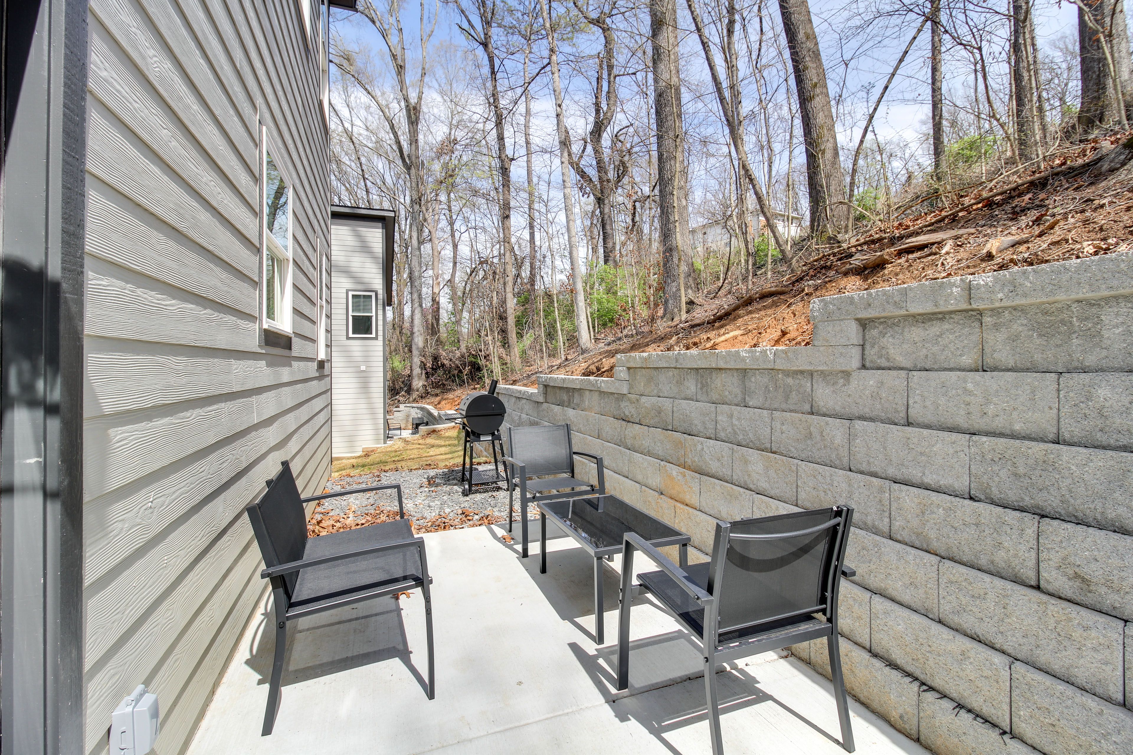 Patio | Outdoor Seating | Charcoal Grill