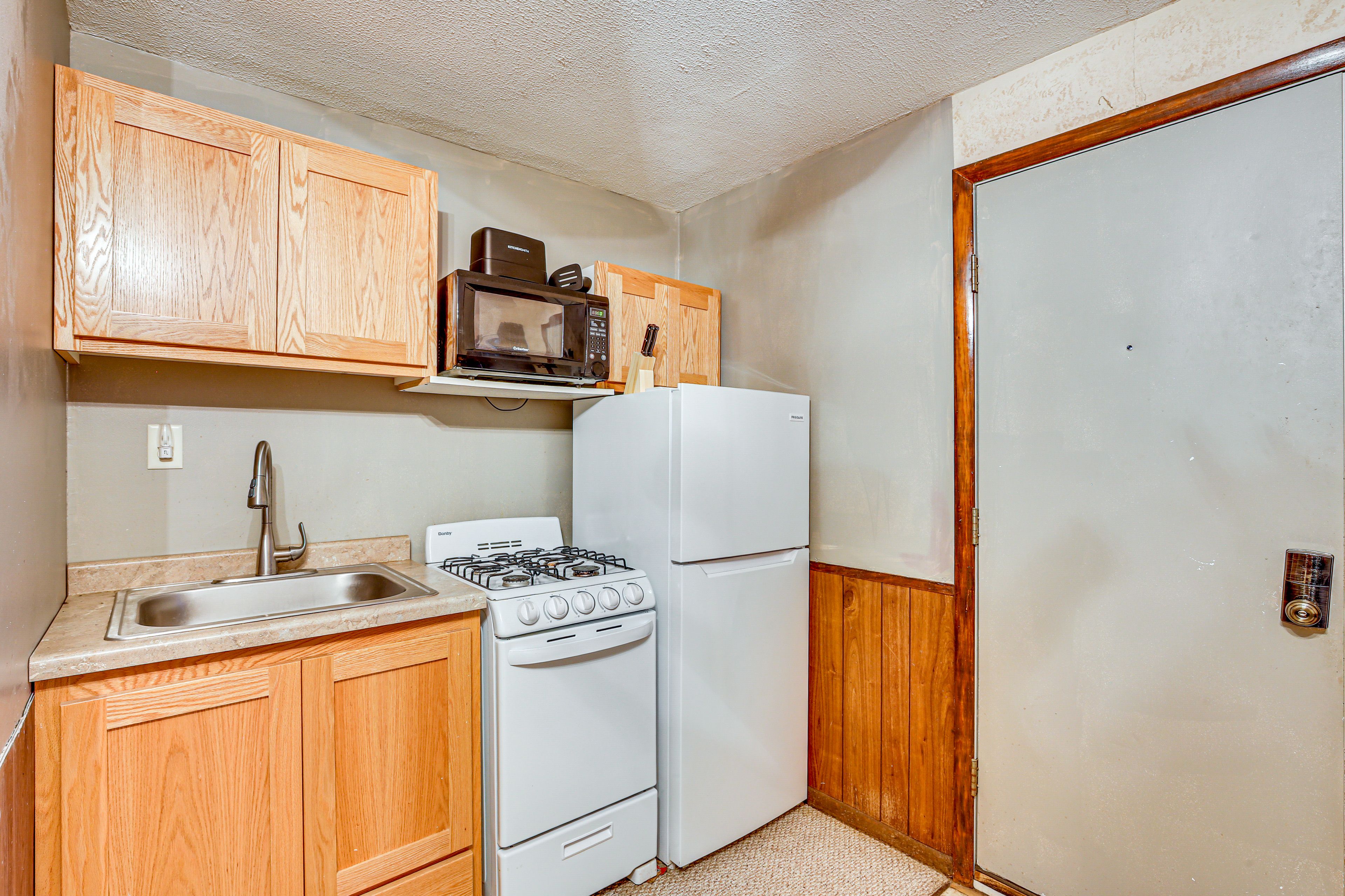 Kitchenette