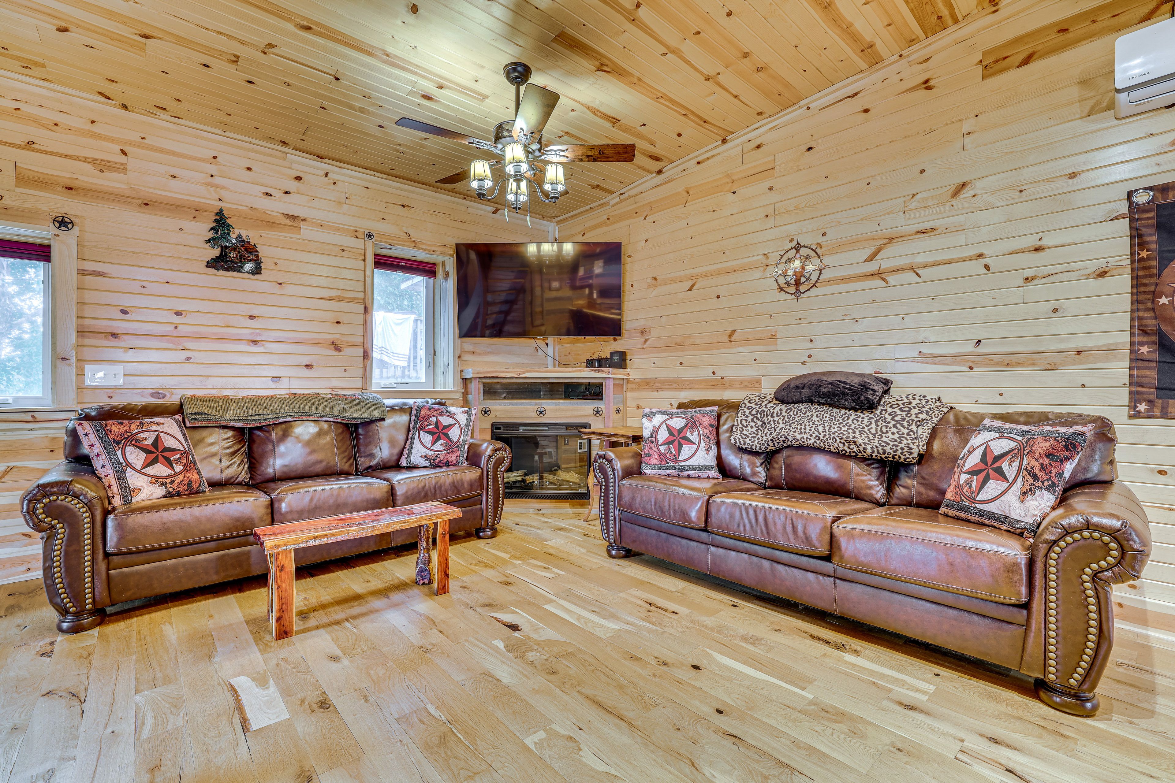 Pepin Vacation Rental | Studio | 1BA | 600 Sq Ft | 1 Step to Enter