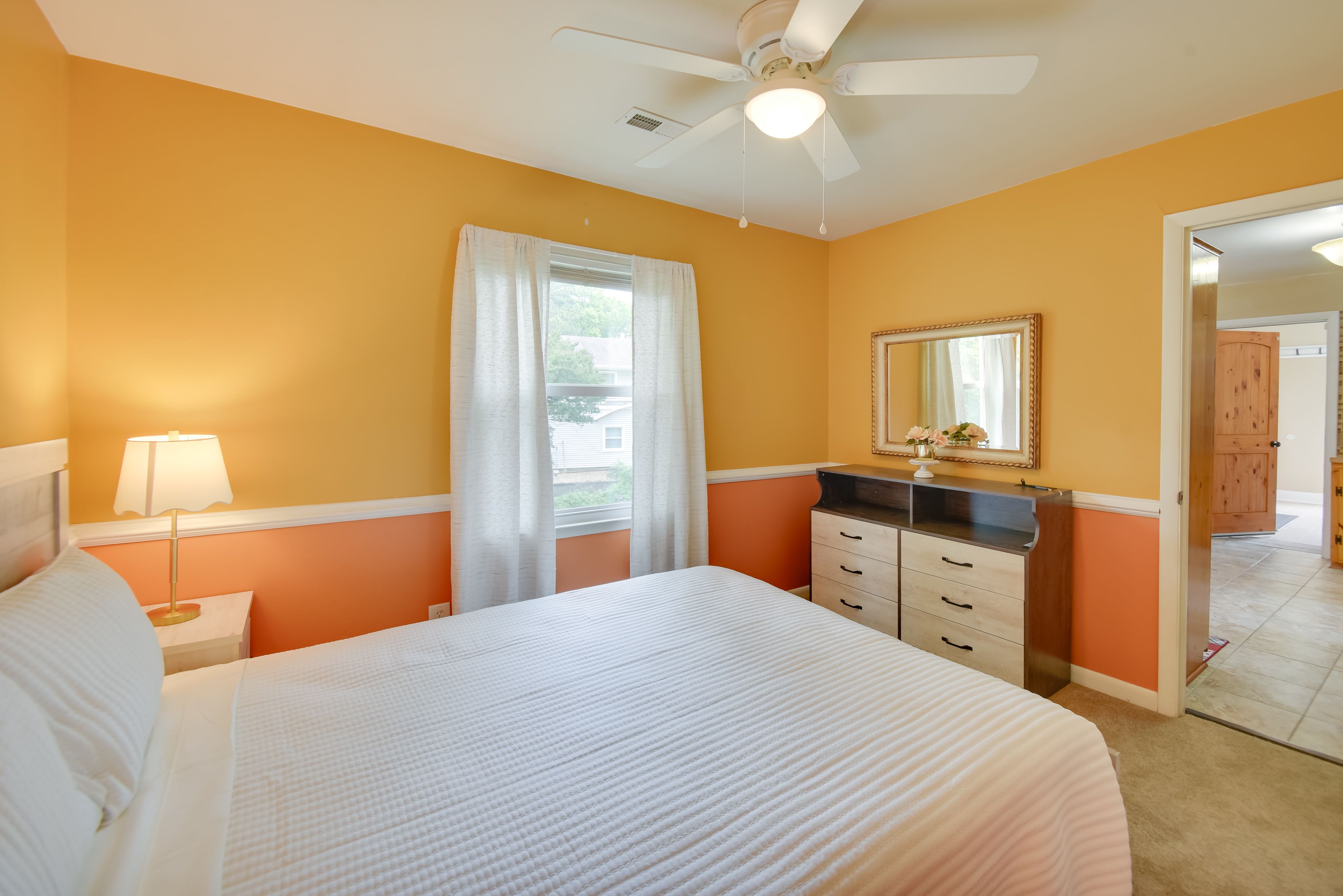 Bedroom 4 | Queen Bed