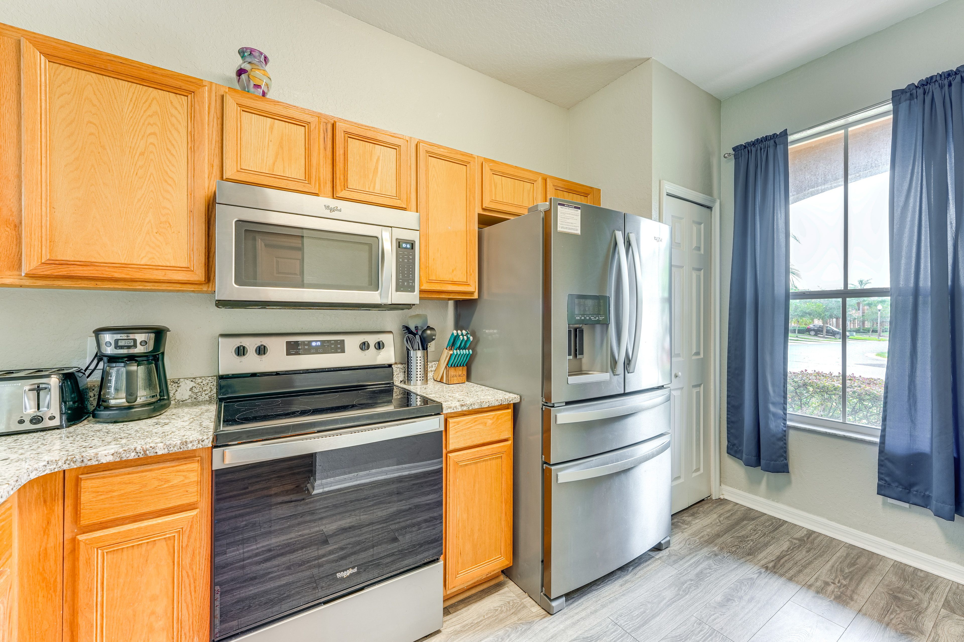 Kitchen | 1st Floor | Drip Coffee Maker | Dishwasher | Cooking Basics