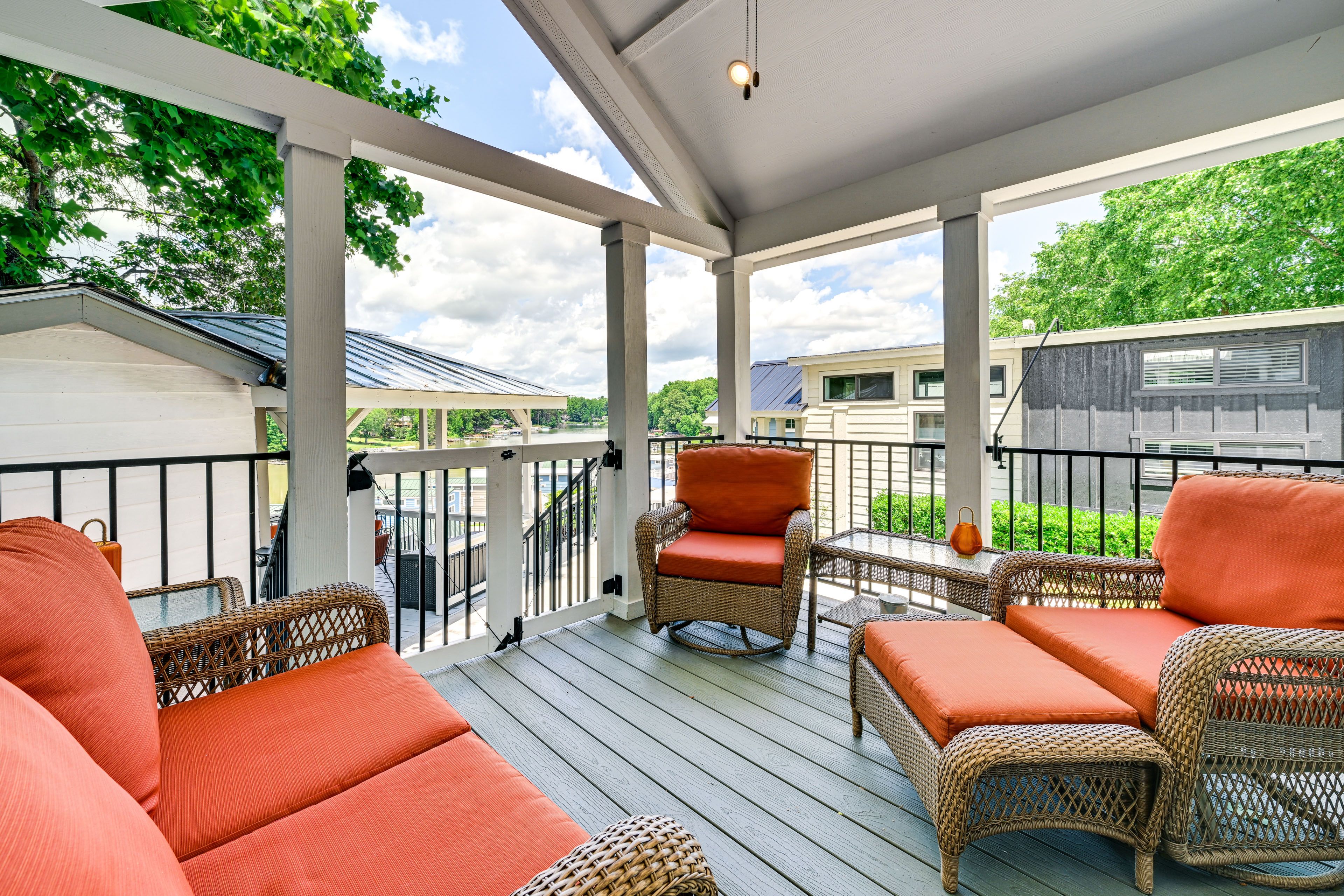 Covered Deck | Lounge Seating