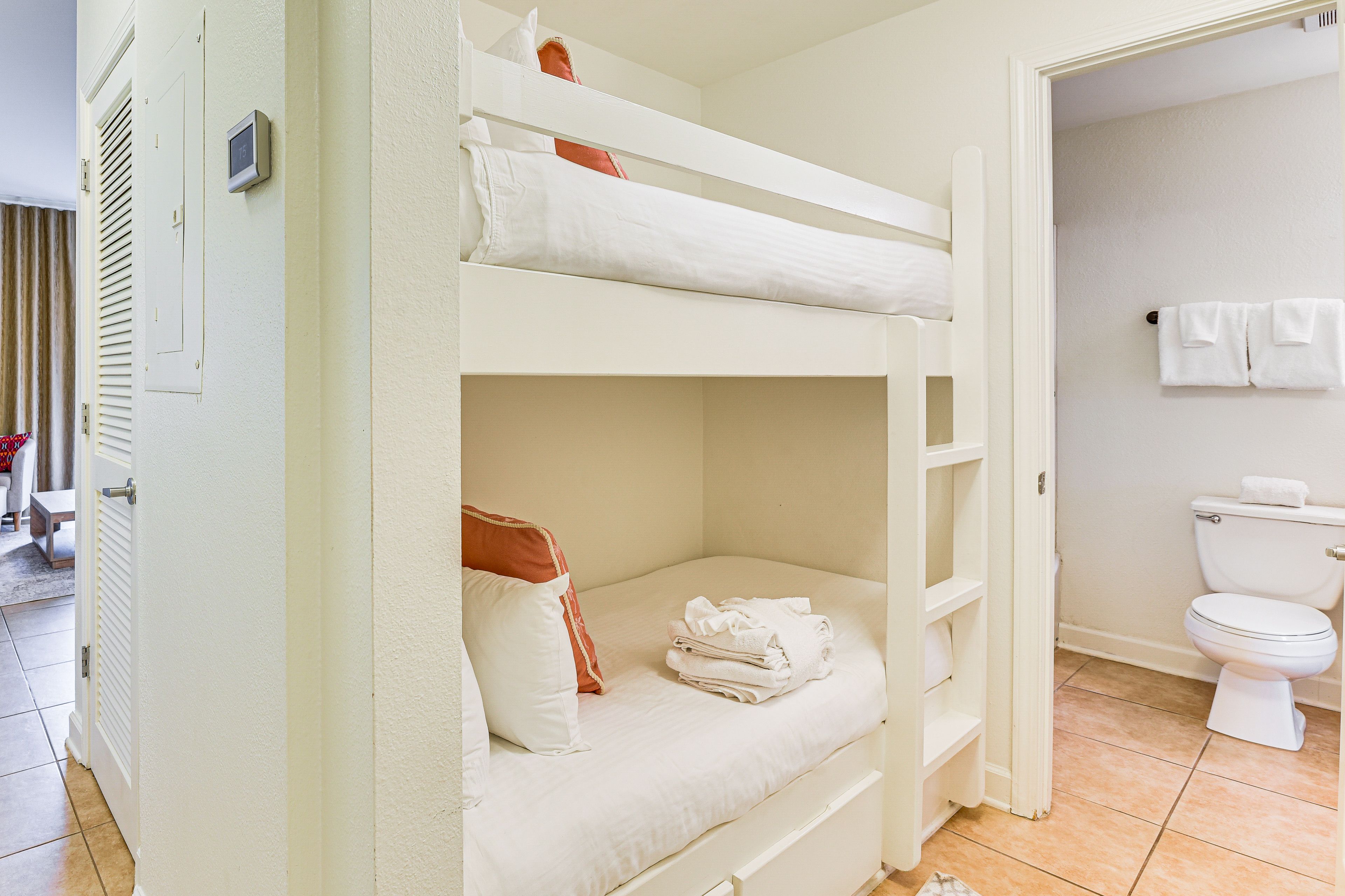 Hallway | Twin Bunk Bed