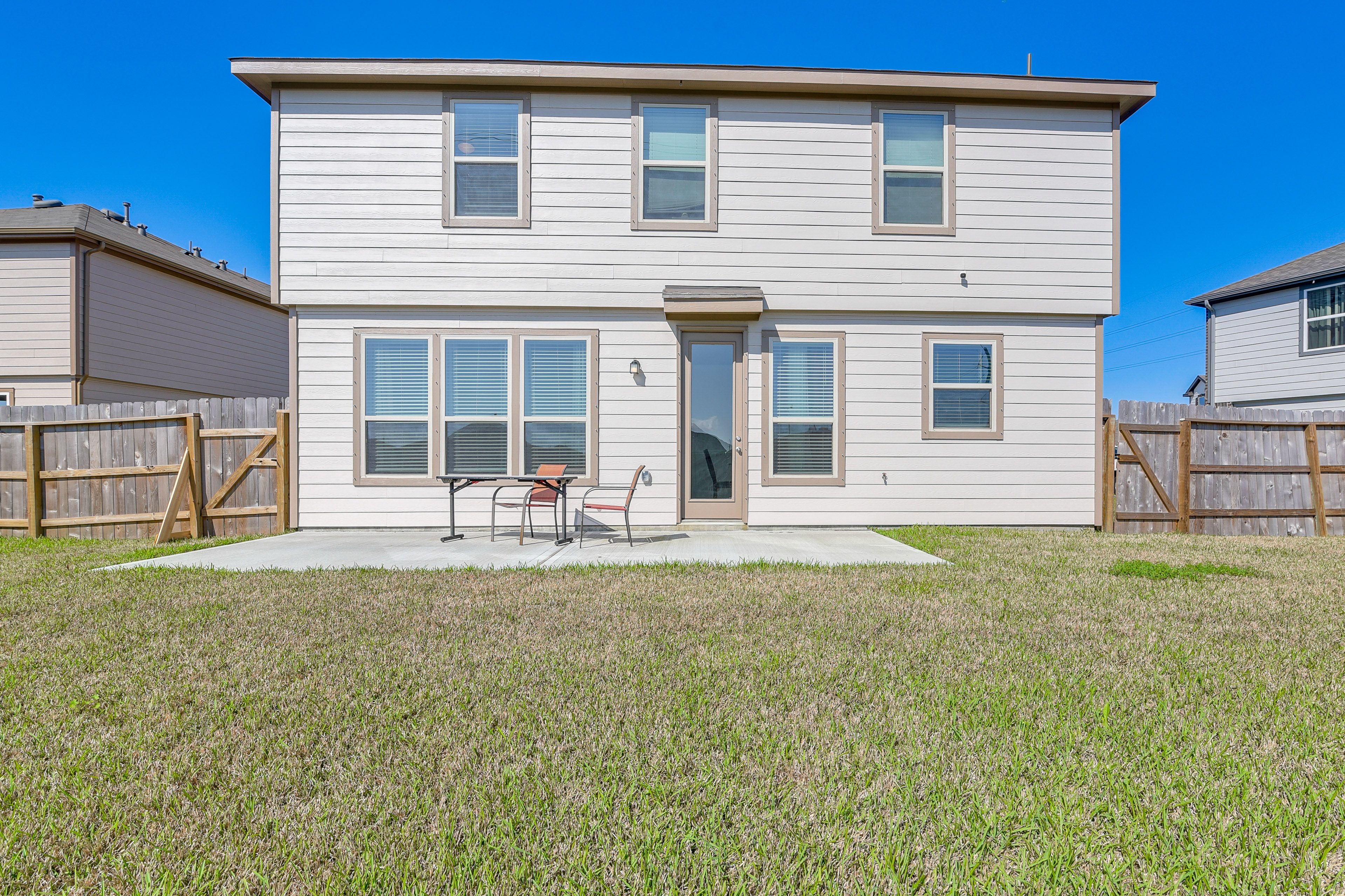 Fenced-In Yard