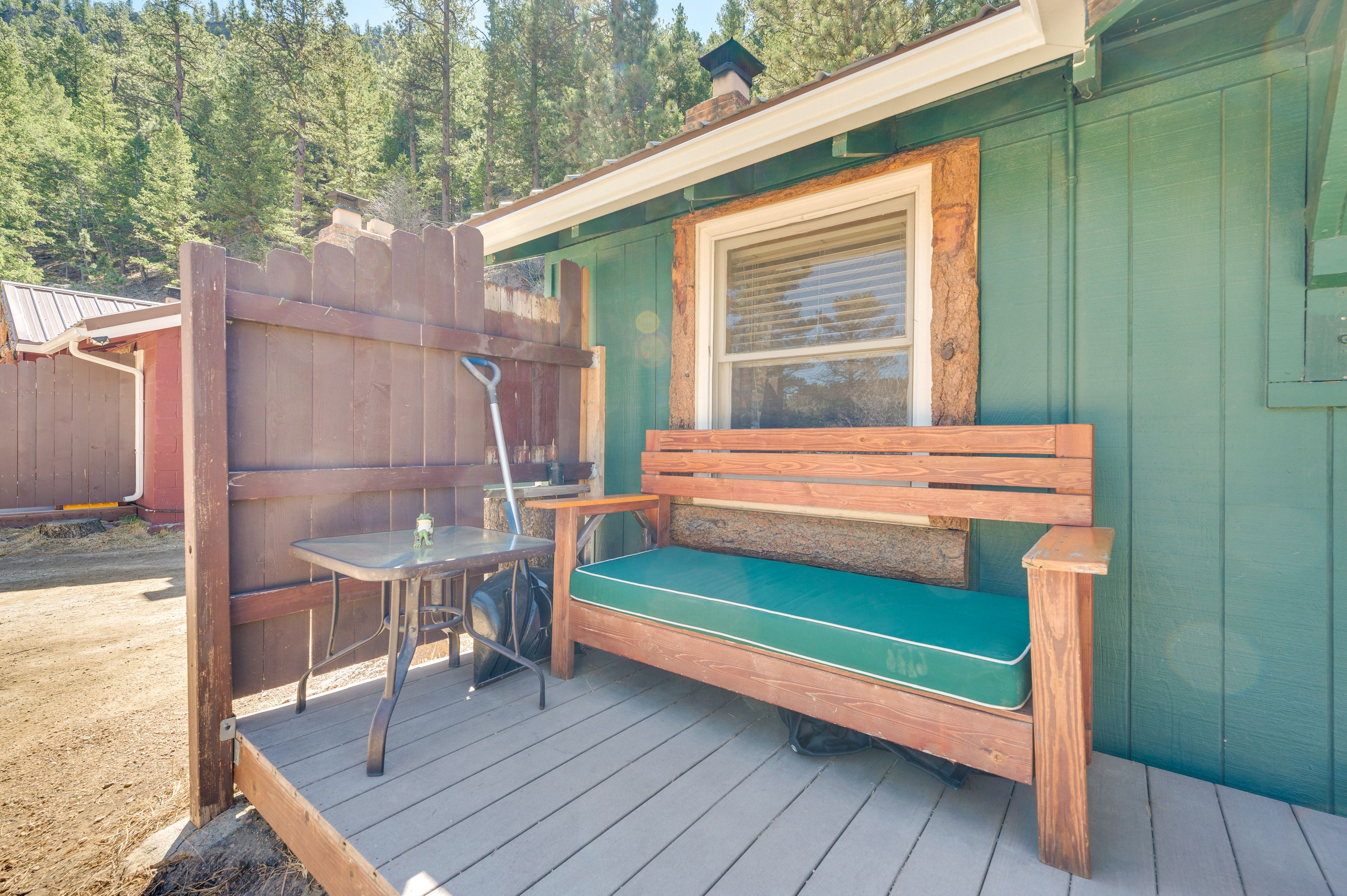 Furnished Deck