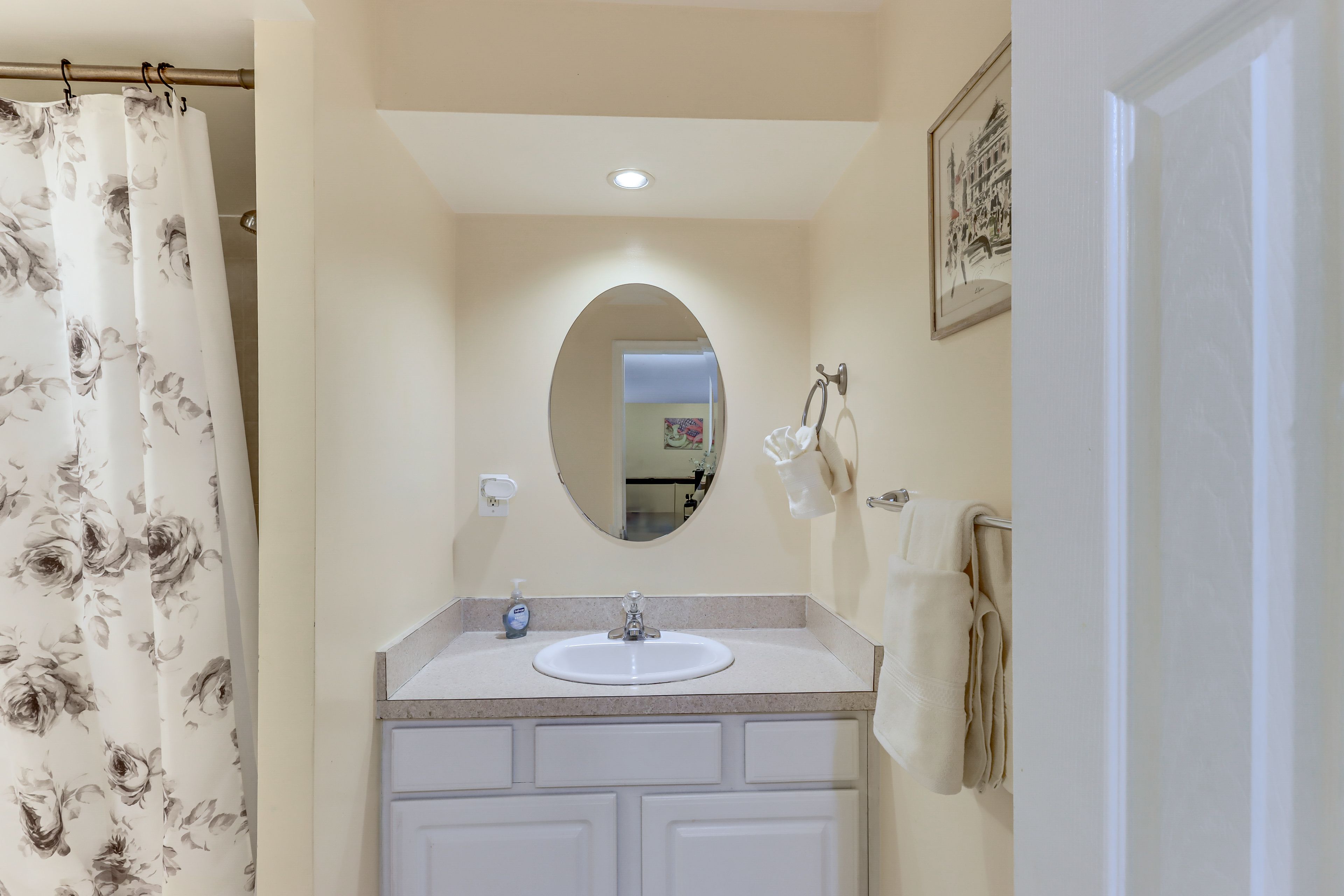 Bathroom | Towels Provided