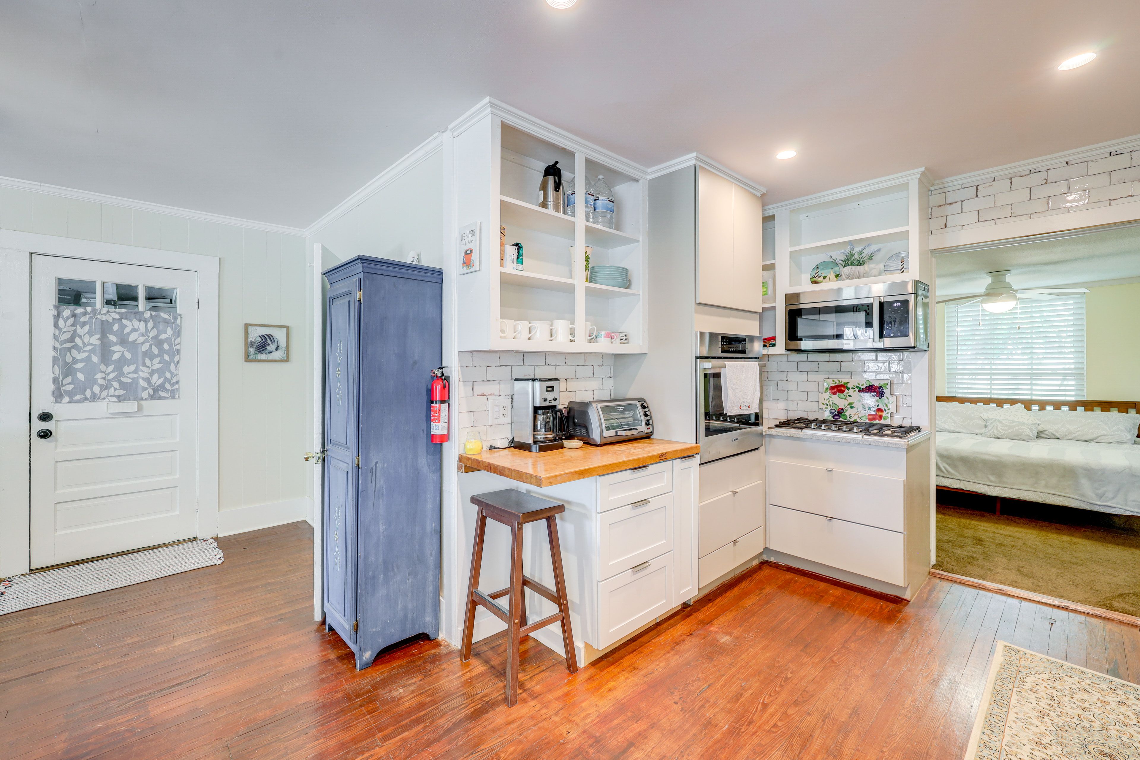 Kitchen | Cooking Basics | Dishwasher | 1st Floor