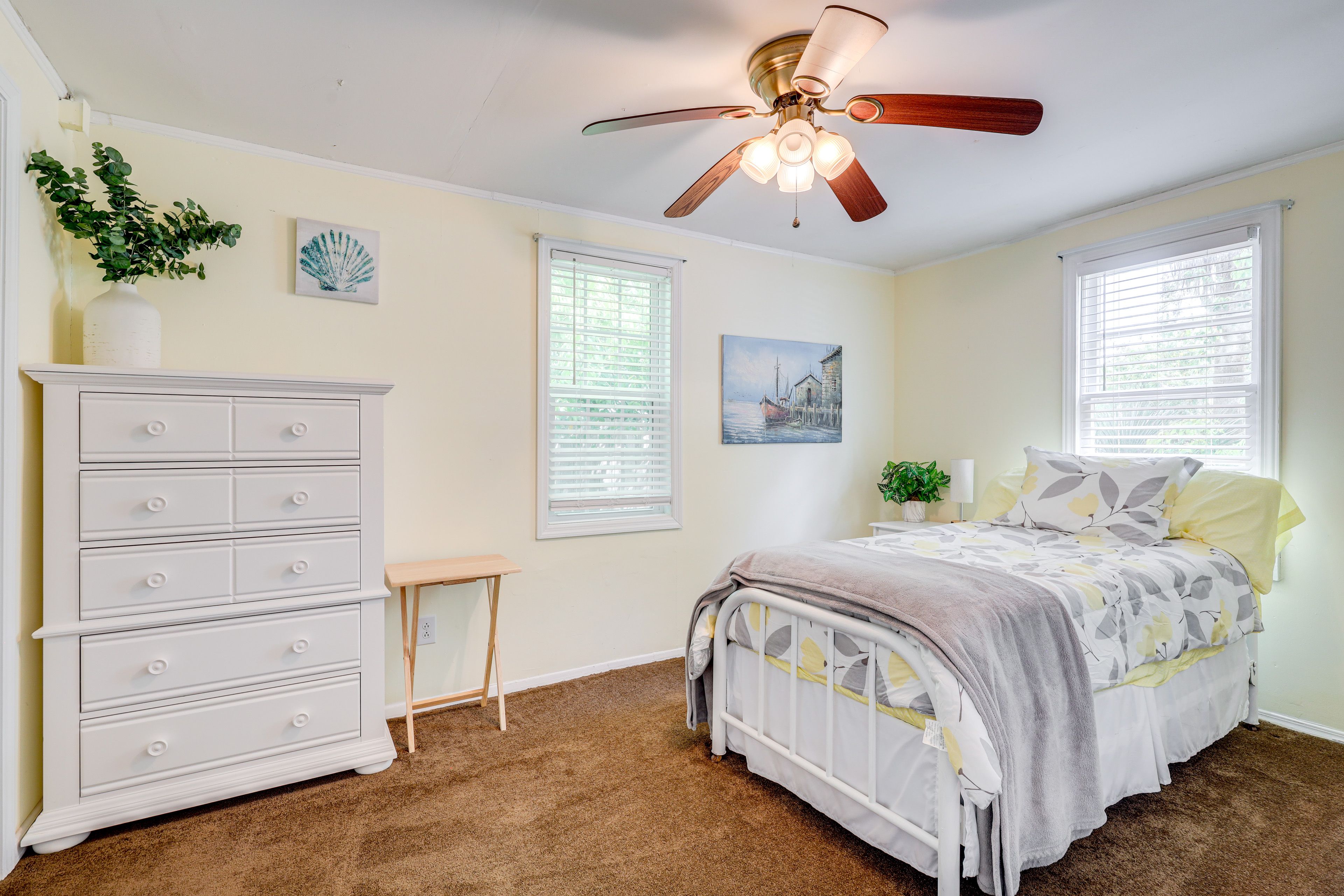 Bedroom 3 | Twin Bed | 1st Floor