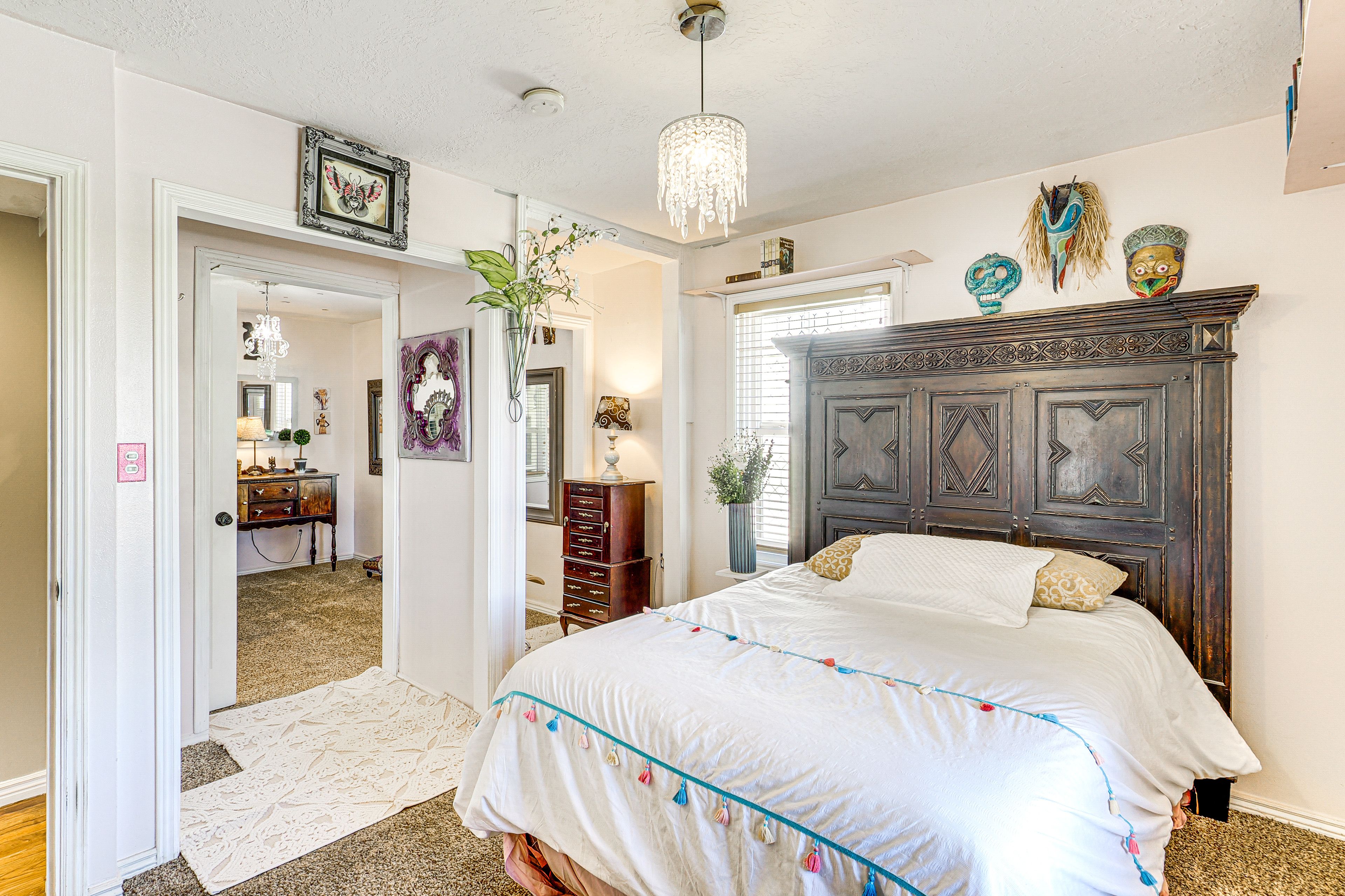 Bedroom 1 | Queen Bed | Linens Provided