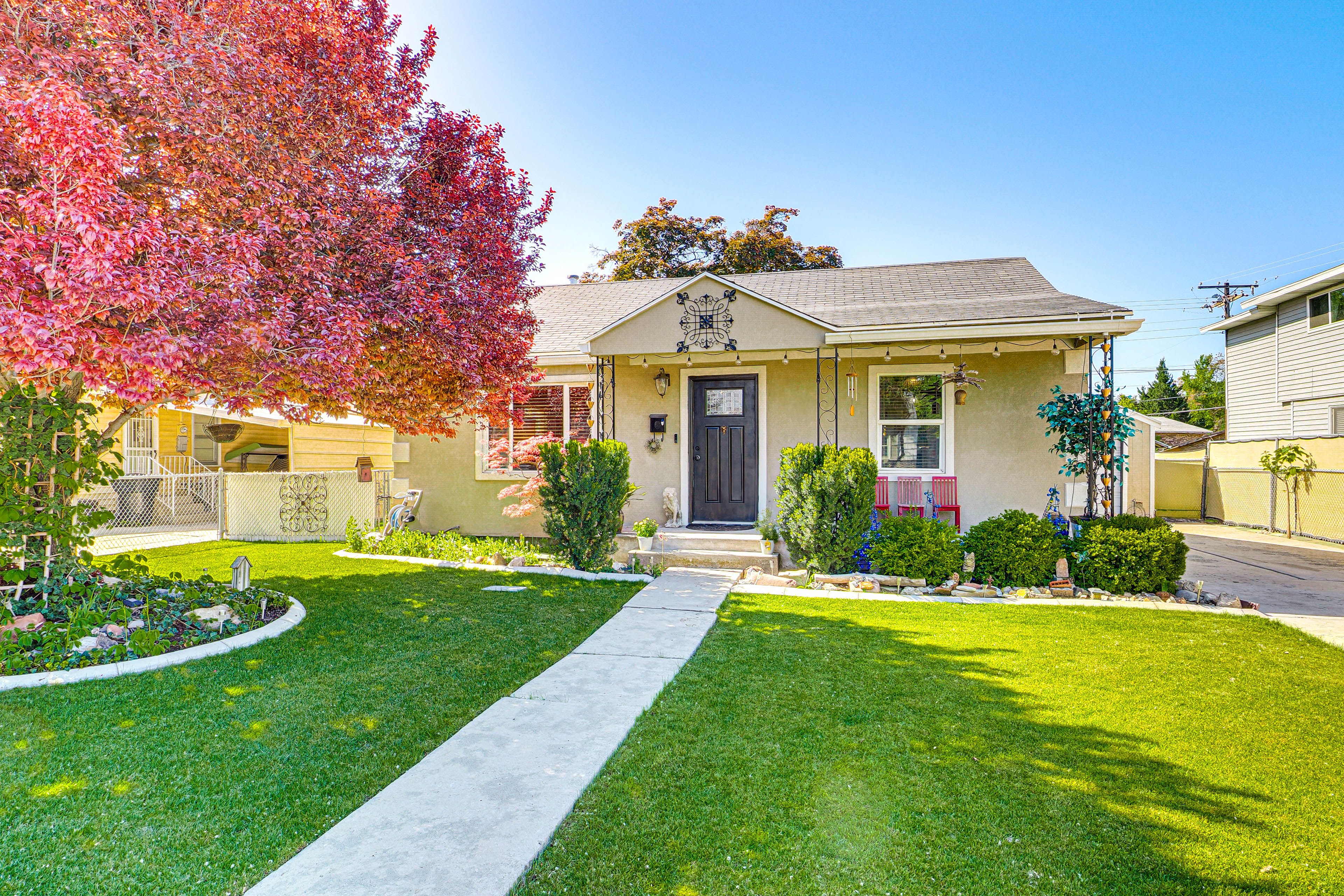 Property Exterior | Single-Story Home | Spacious Yard