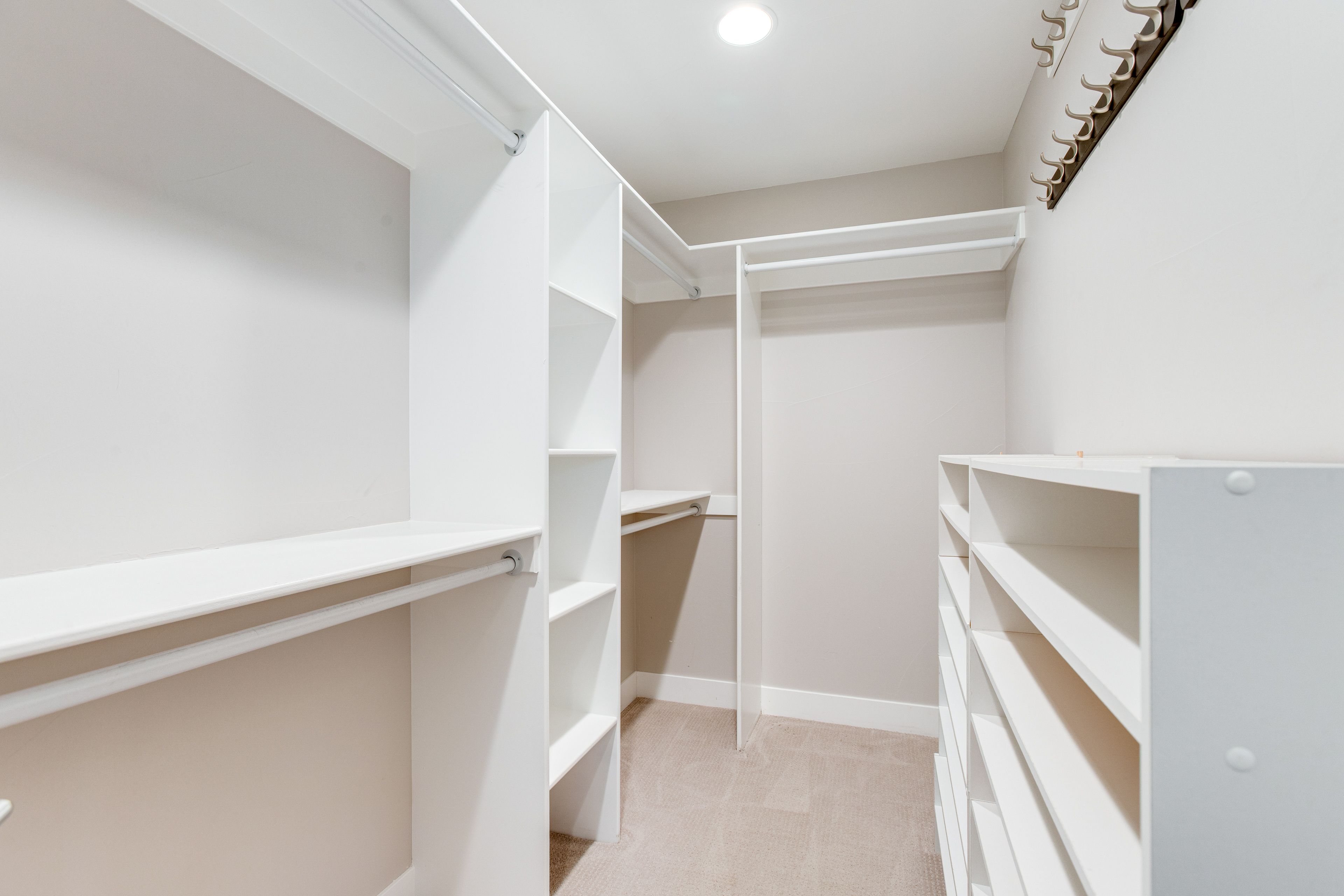 Walk-In Closet | Upper Level