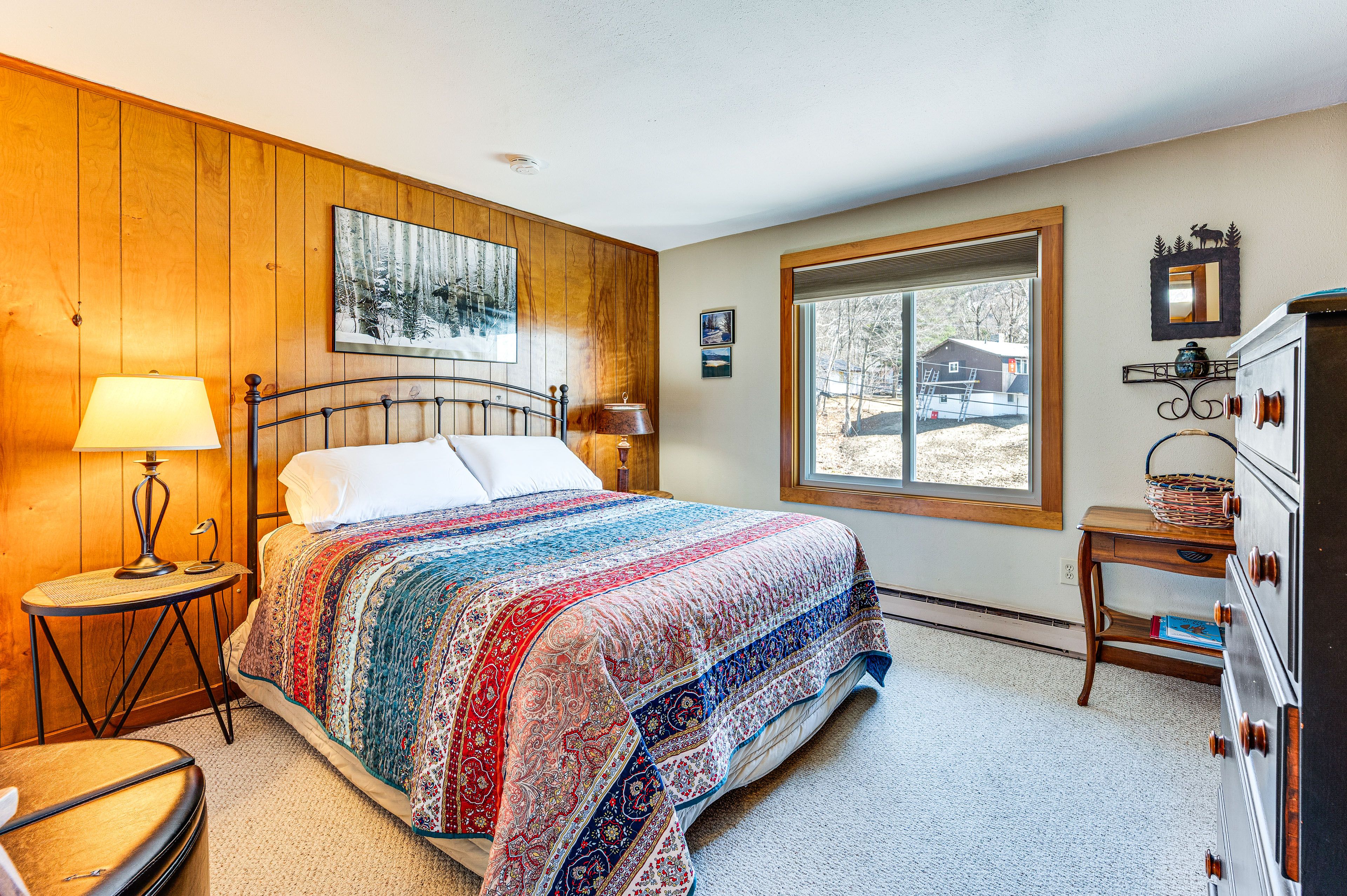 Bedroom 2 | Queen Bed | 2nd Floor