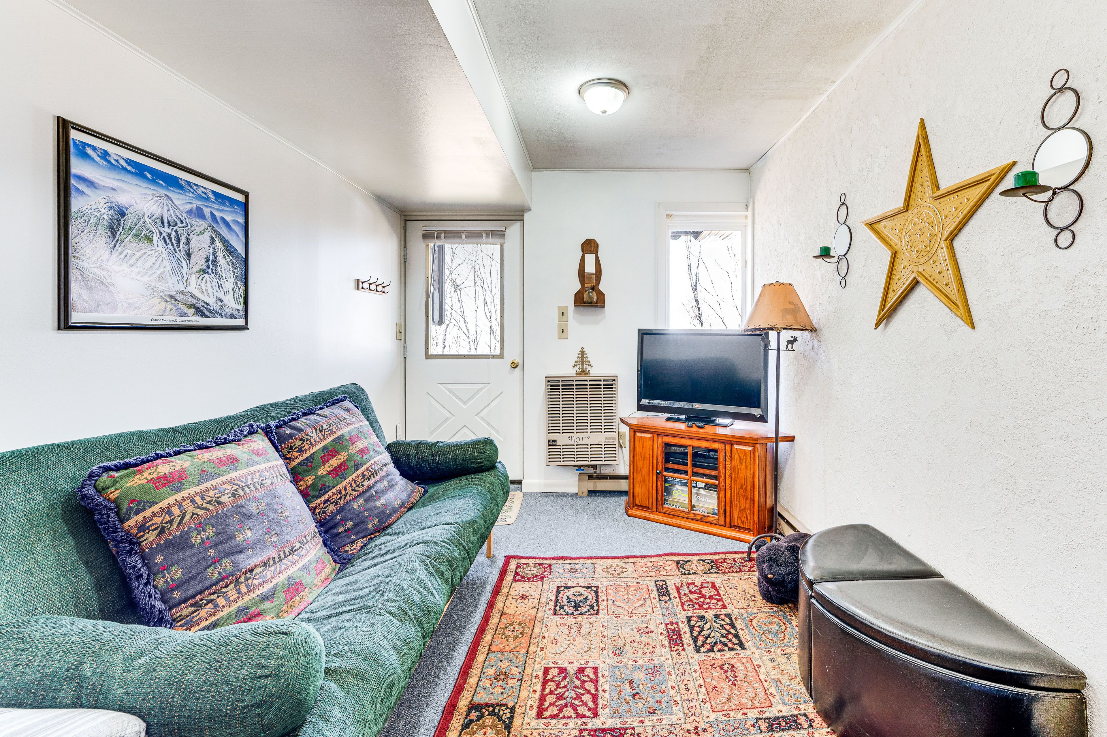 TV Room | Full Futon | Smart TV | Basement