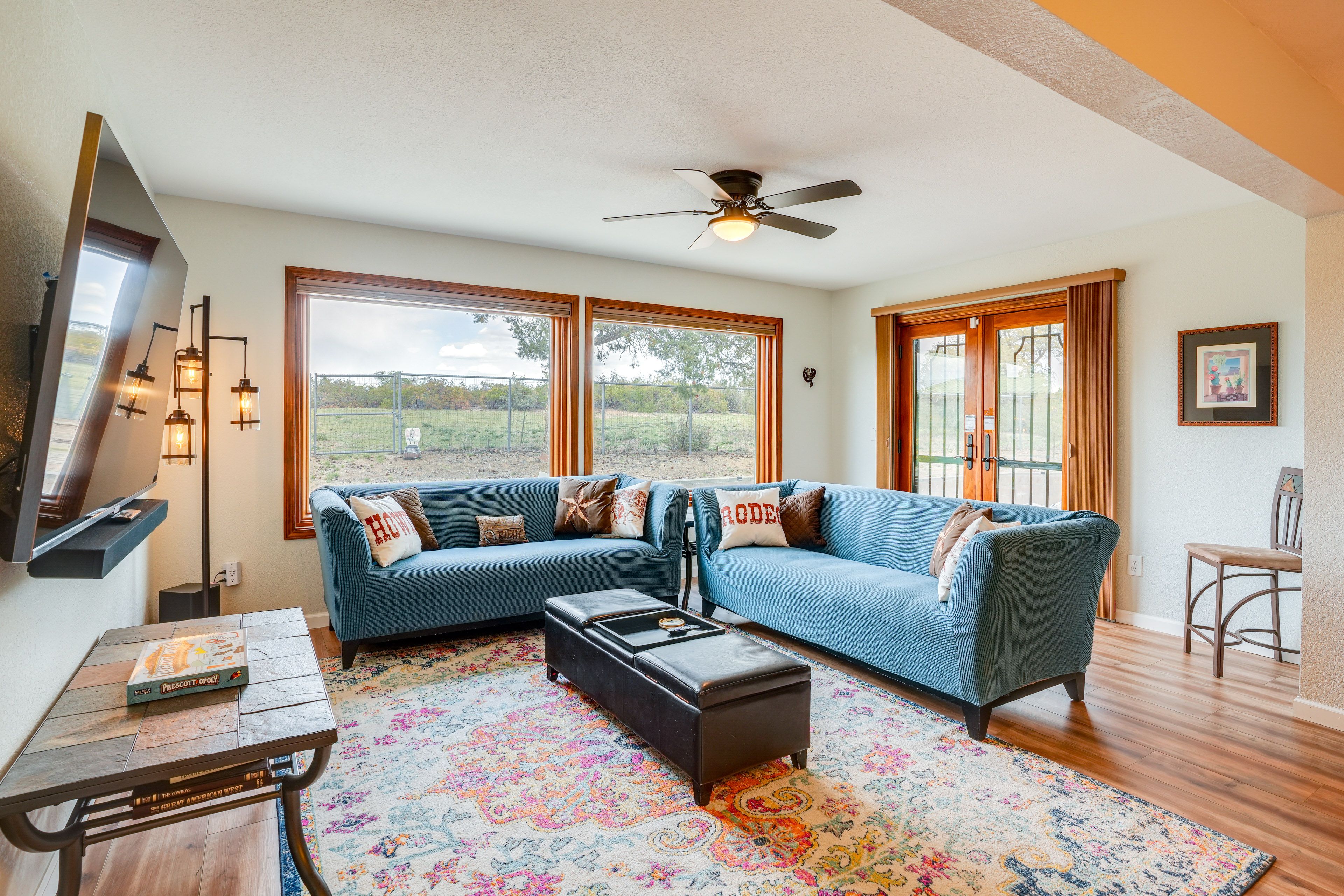 Living Room | Board Games | Smart TV | Free WiFi