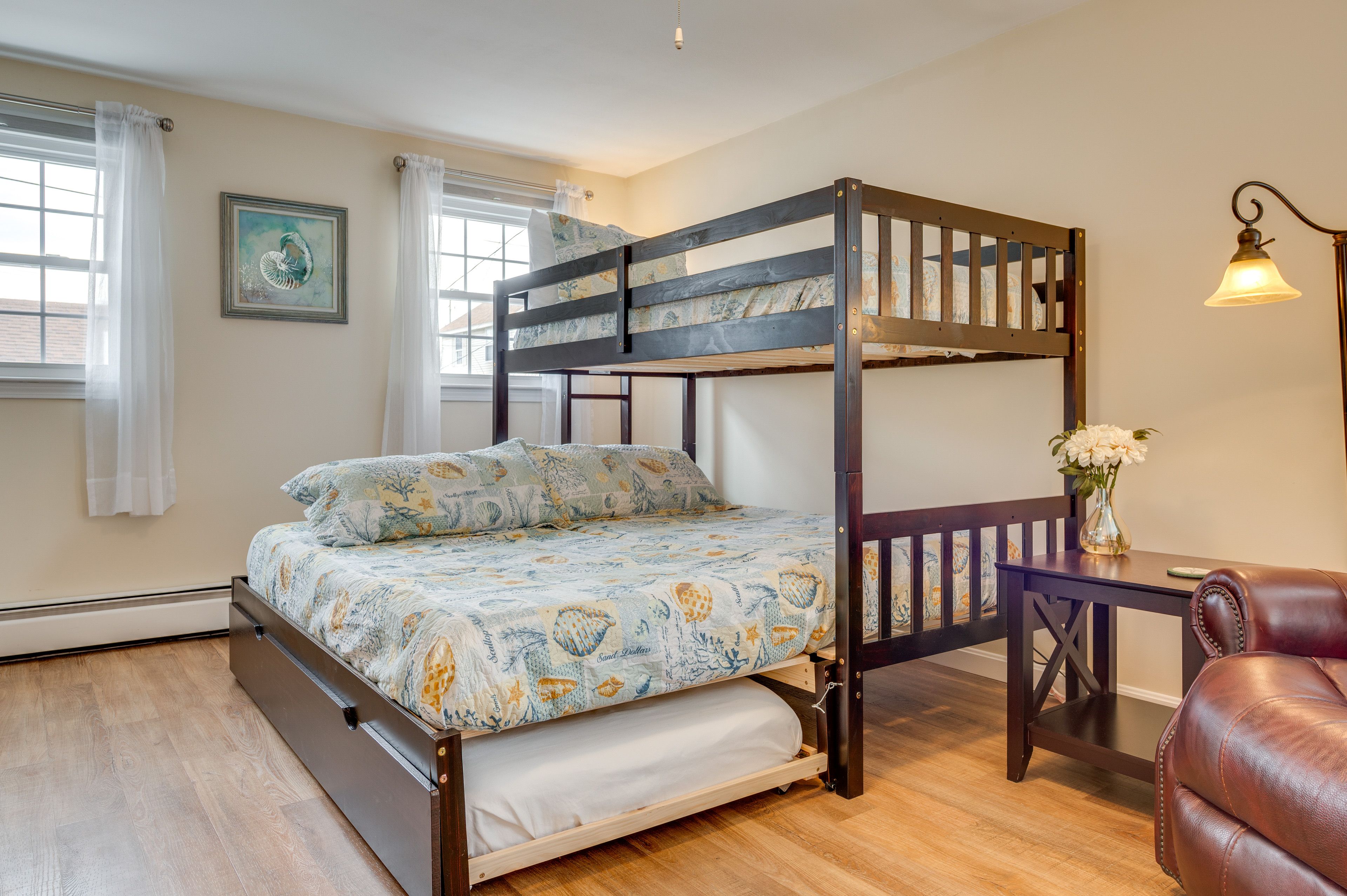 Bedroom 2 | Twin/King Bunk Bed w/ Twin Trundle | Smart TV | Laptop Workspace