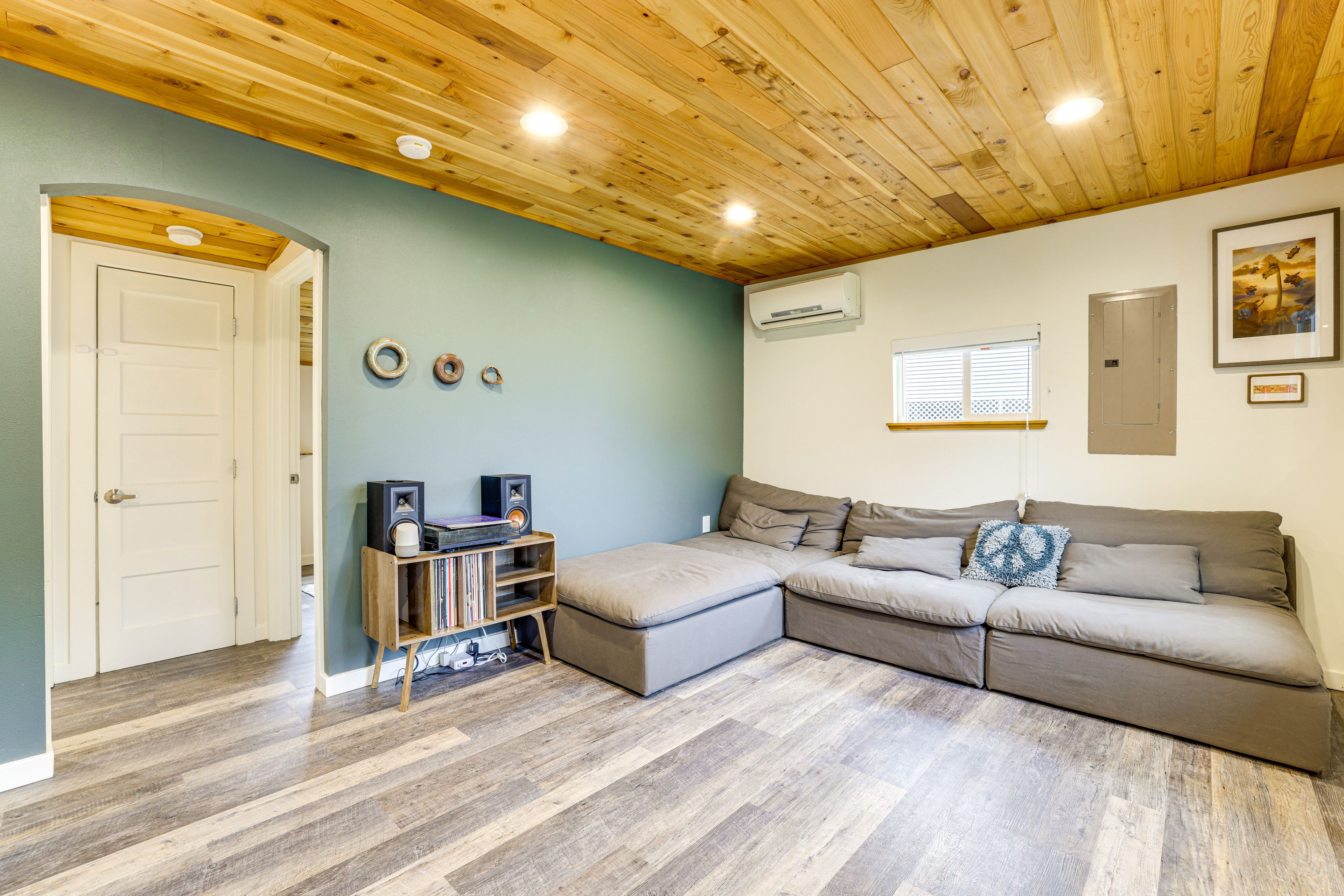 Living Room | Record Player | Board Games