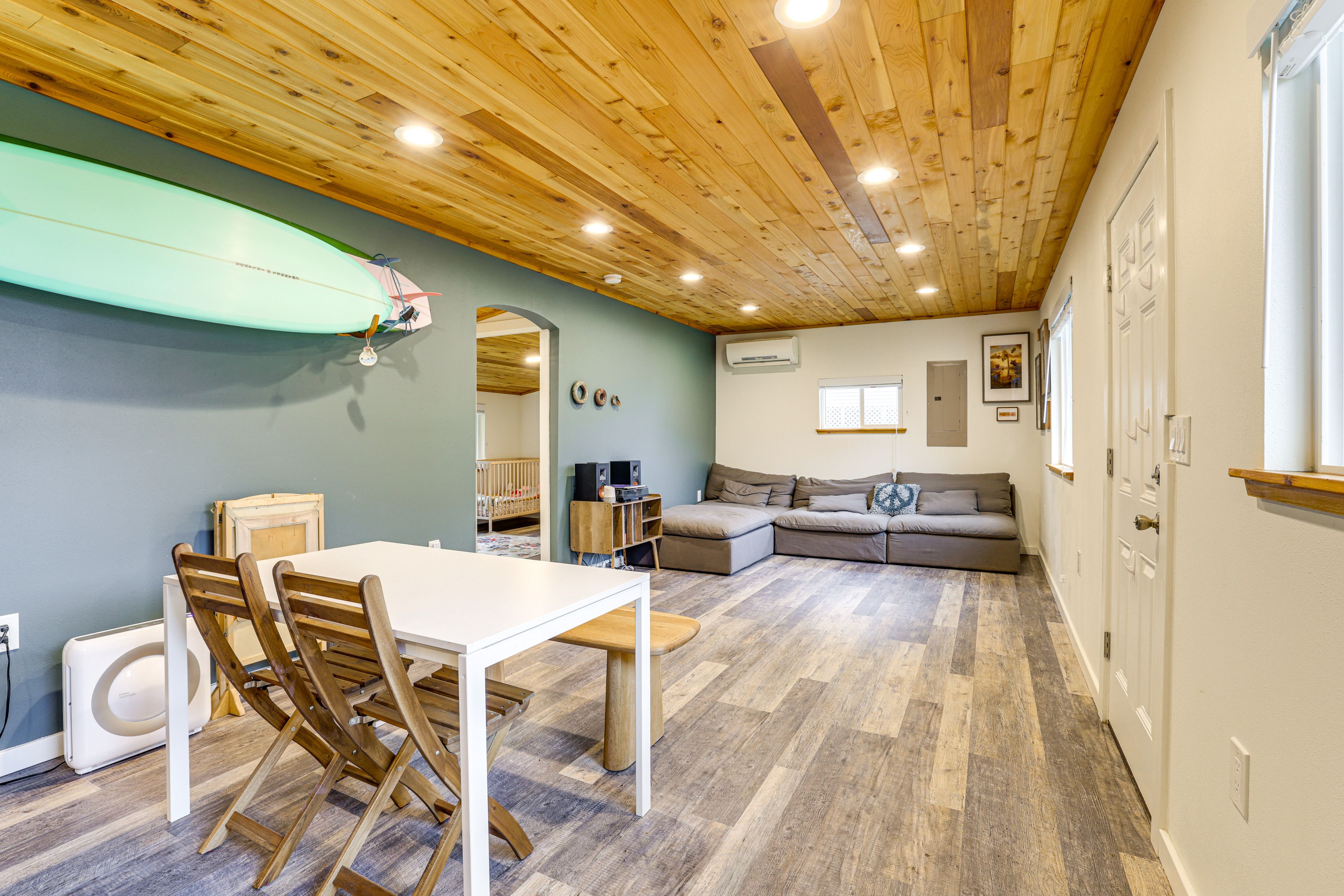 Dining Area | Dishware/Flatware | Trash Bags/Paper Towels