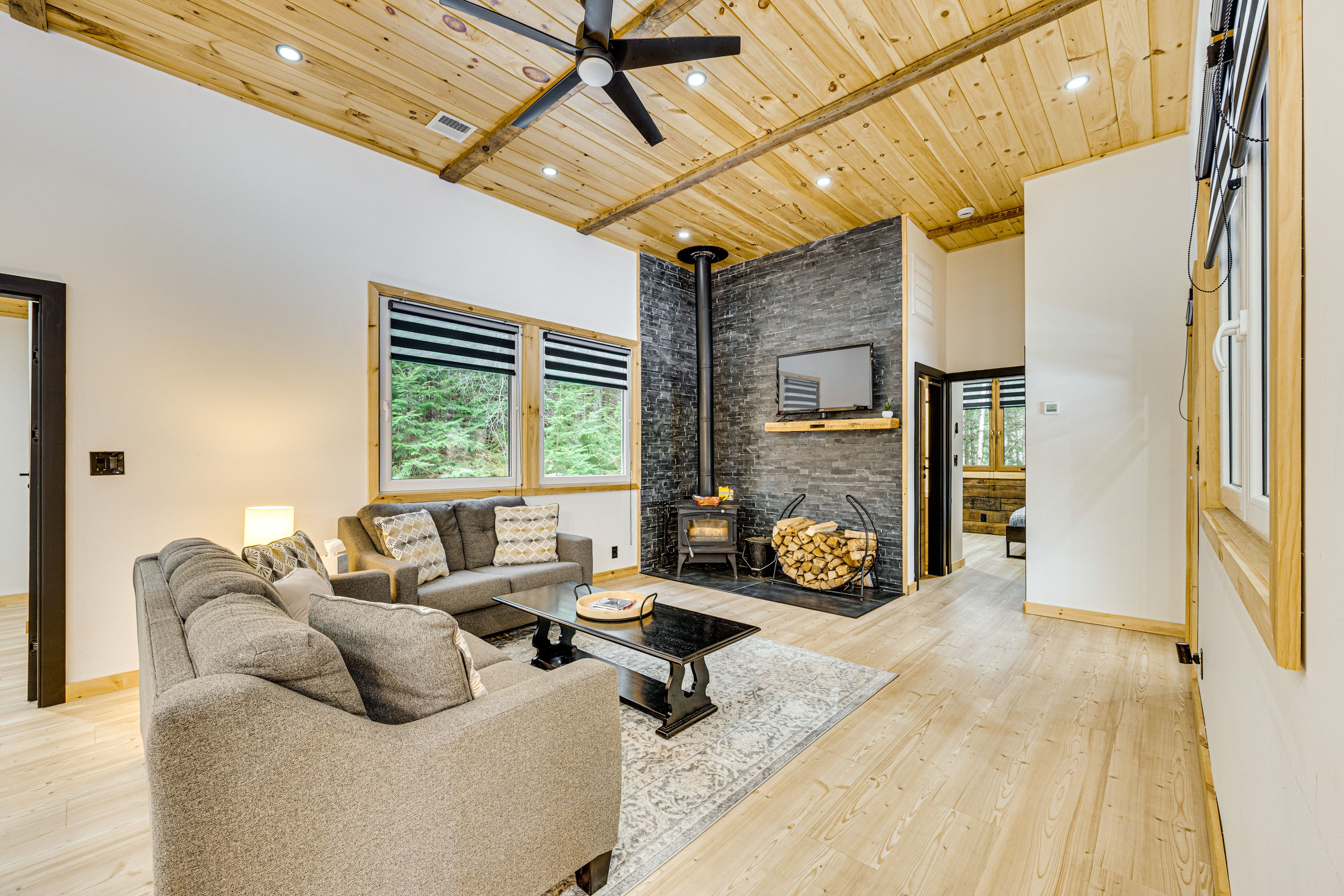 Thornton Vacation Rental | 3BR | 2BA | 1,332 Sq Ft | 3 Steps to Enter