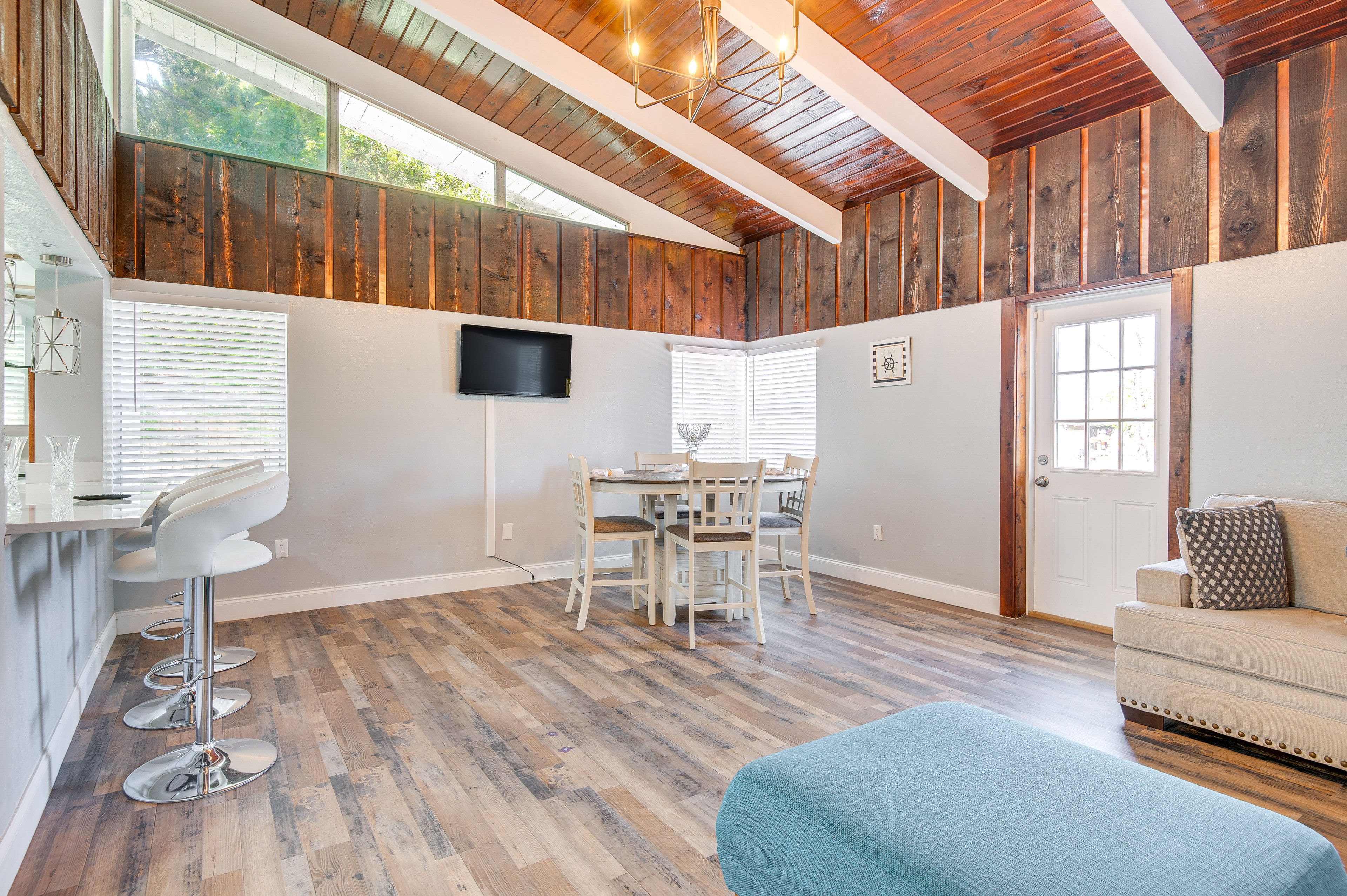 Living Area | Dining Table | Breakfast Bar | Smart TV