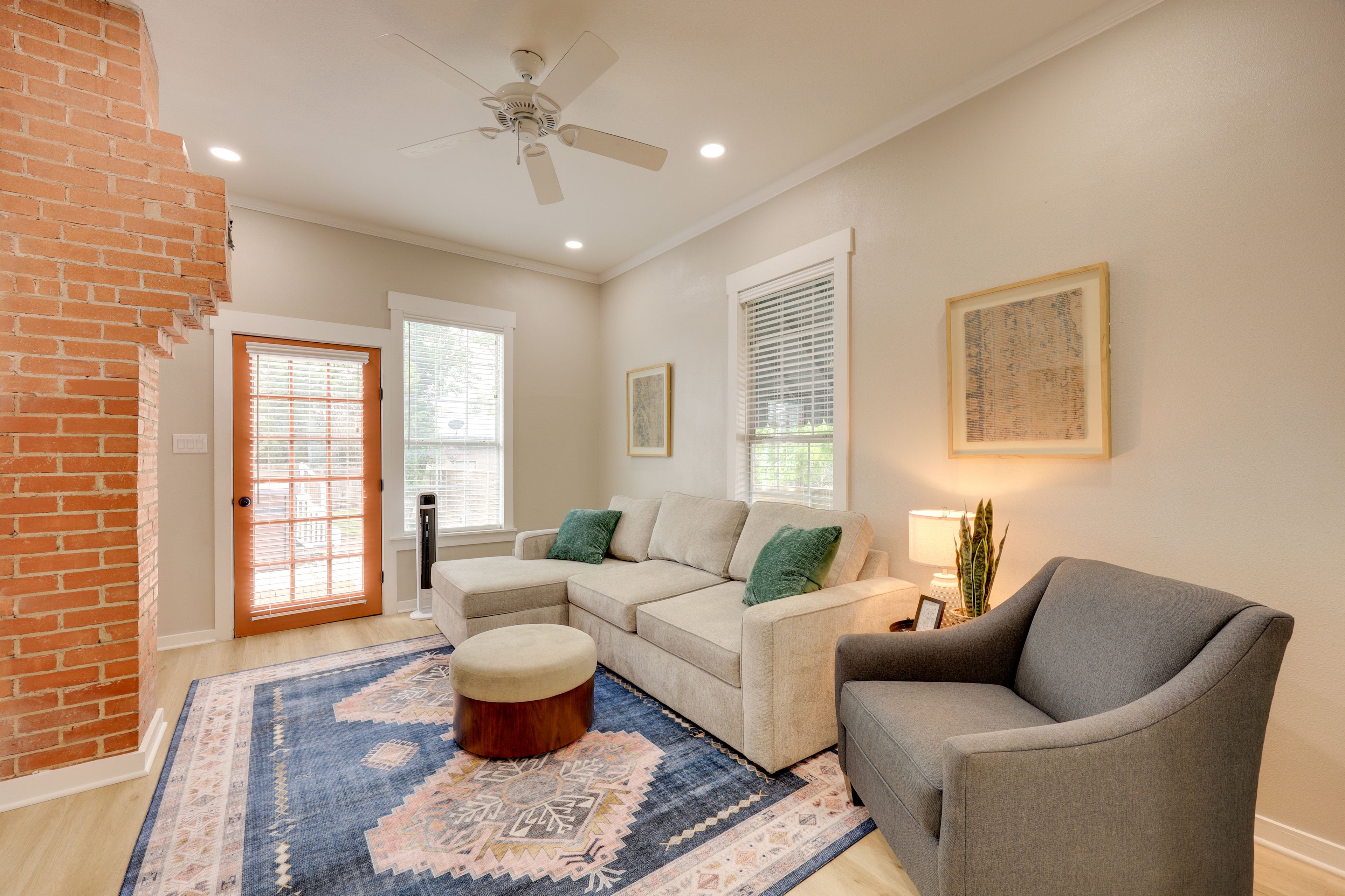 Living Room | Full Sleeper Sofa