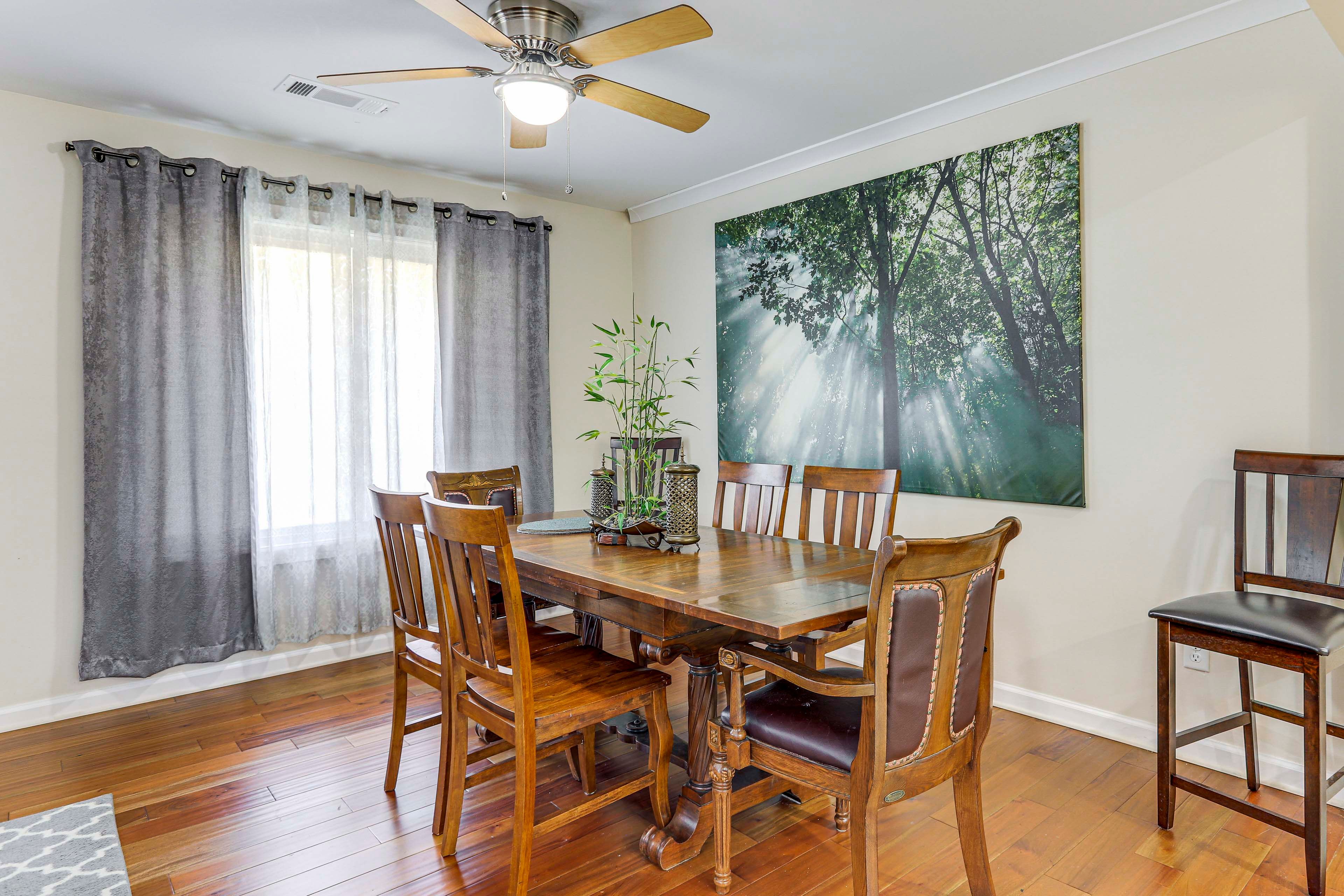 Dining Area | Dishware & Flatware | Main Level