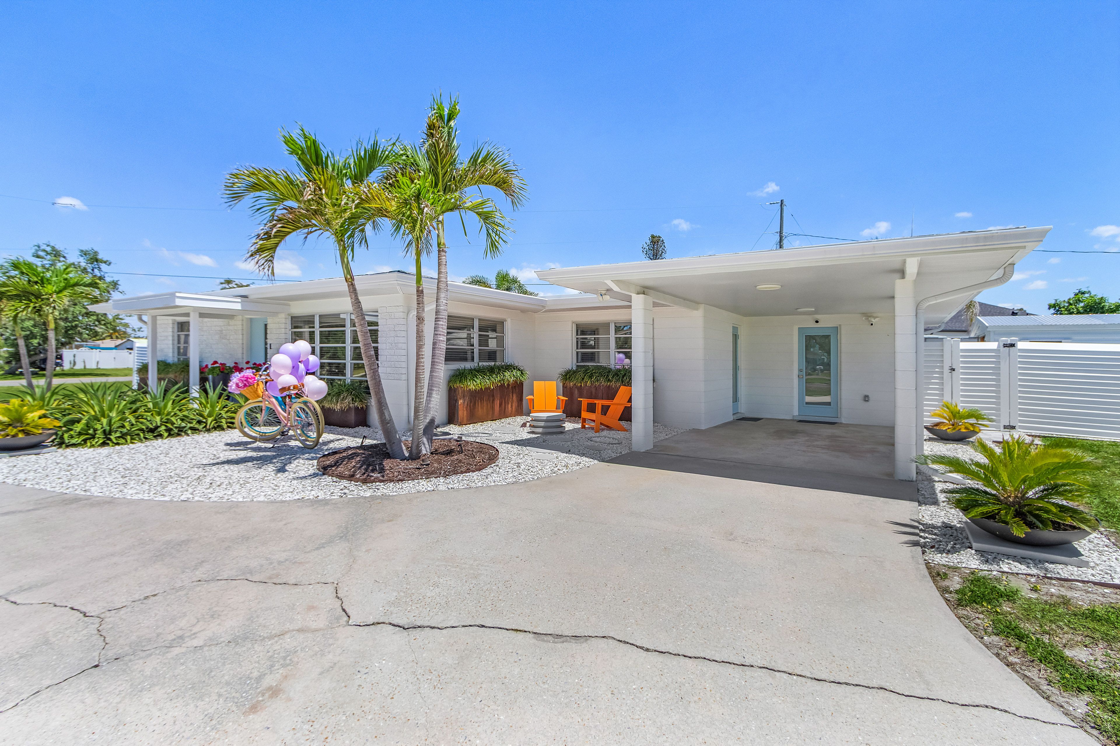 Parking | Driveway (3 Vehicles) | Carport (1 Vehicle)