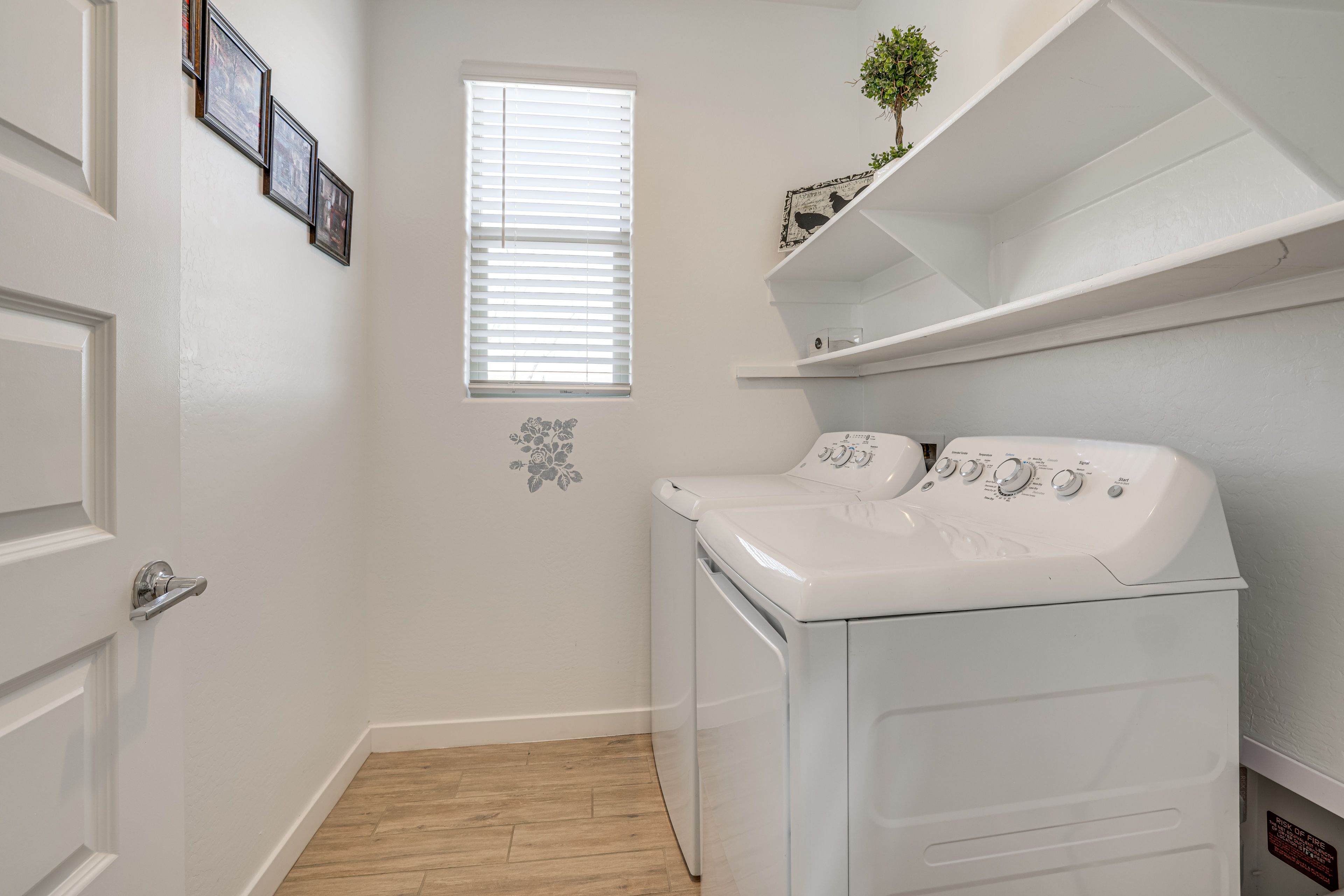 Laundry Area | Washer/Dryer | Iron/Board