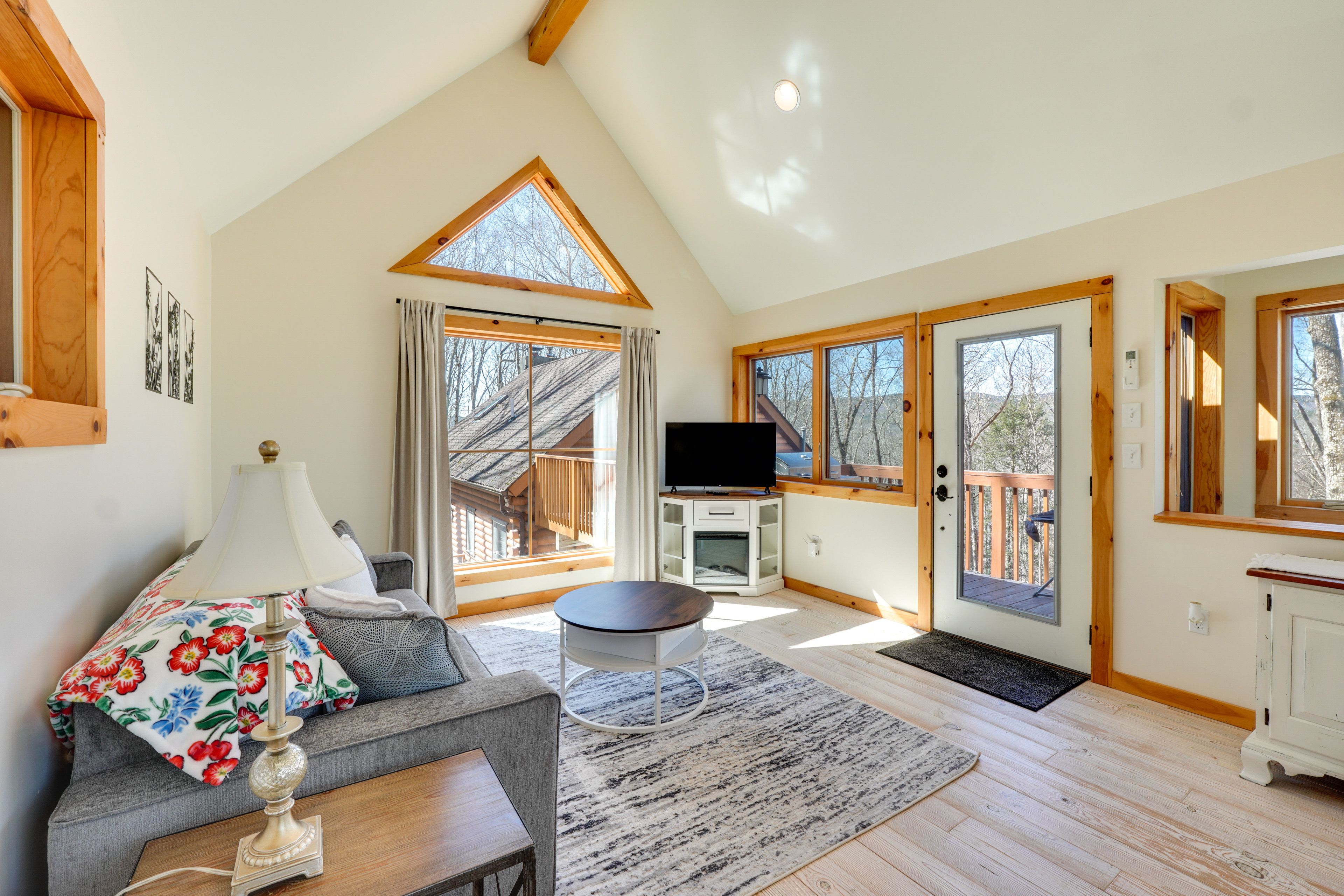 Westbrookville Vacation Rental | 1BR | 1BA | Stairs Required | 840 Sq Ft
