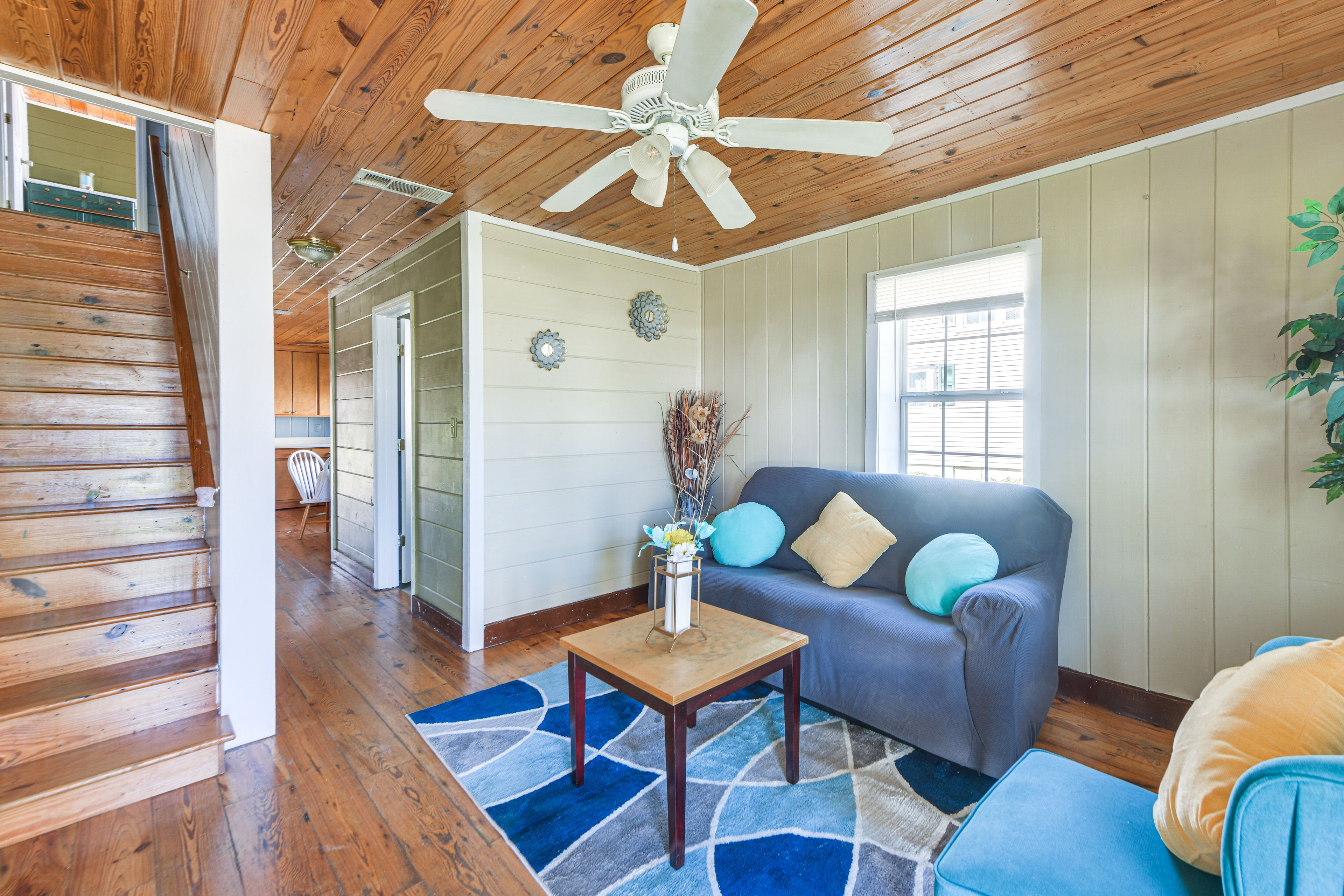 Living Room | Central A/C | 1st Floor