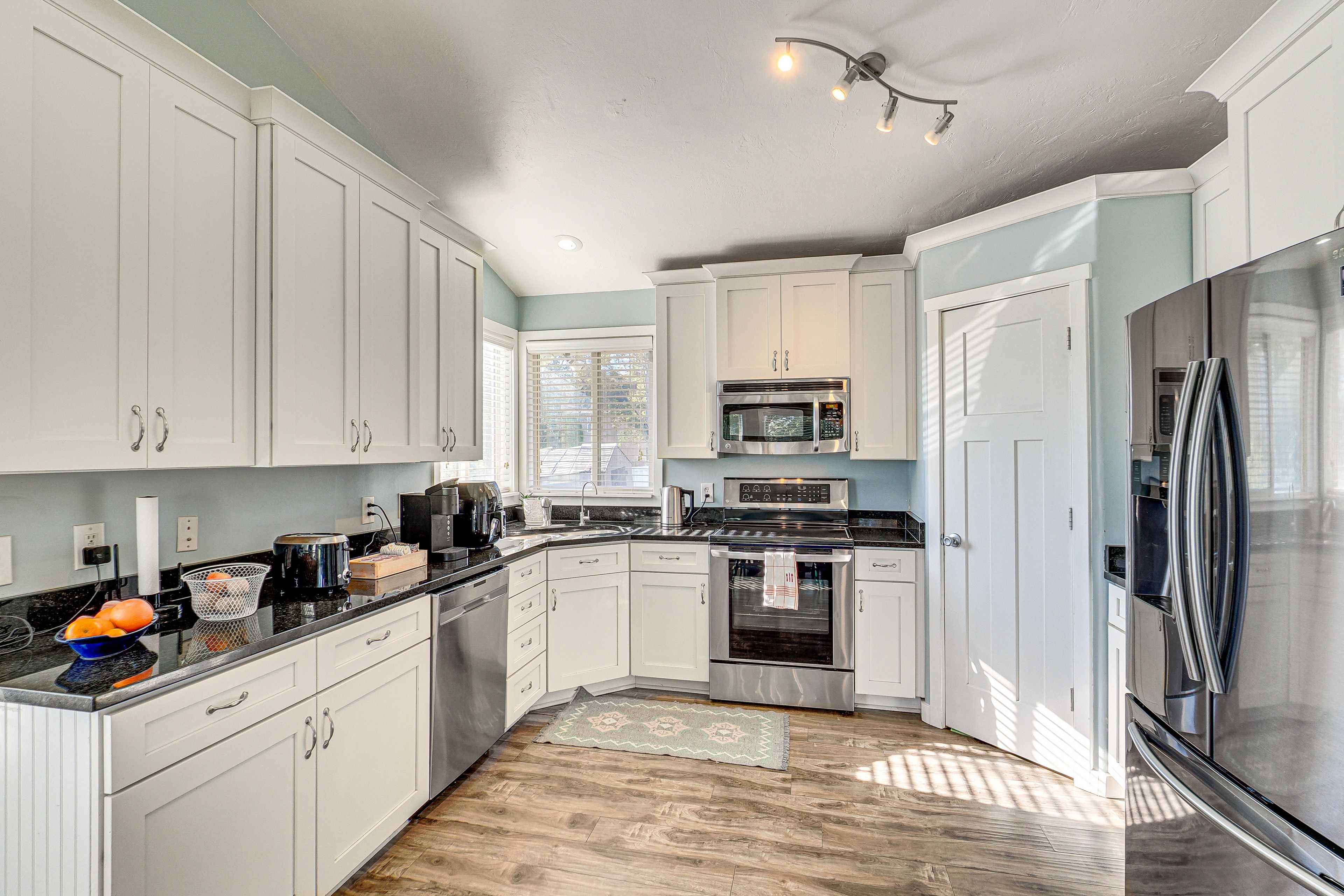 Kitchen | Keurig Coffee Maker (Coffee Provided) | Toaster