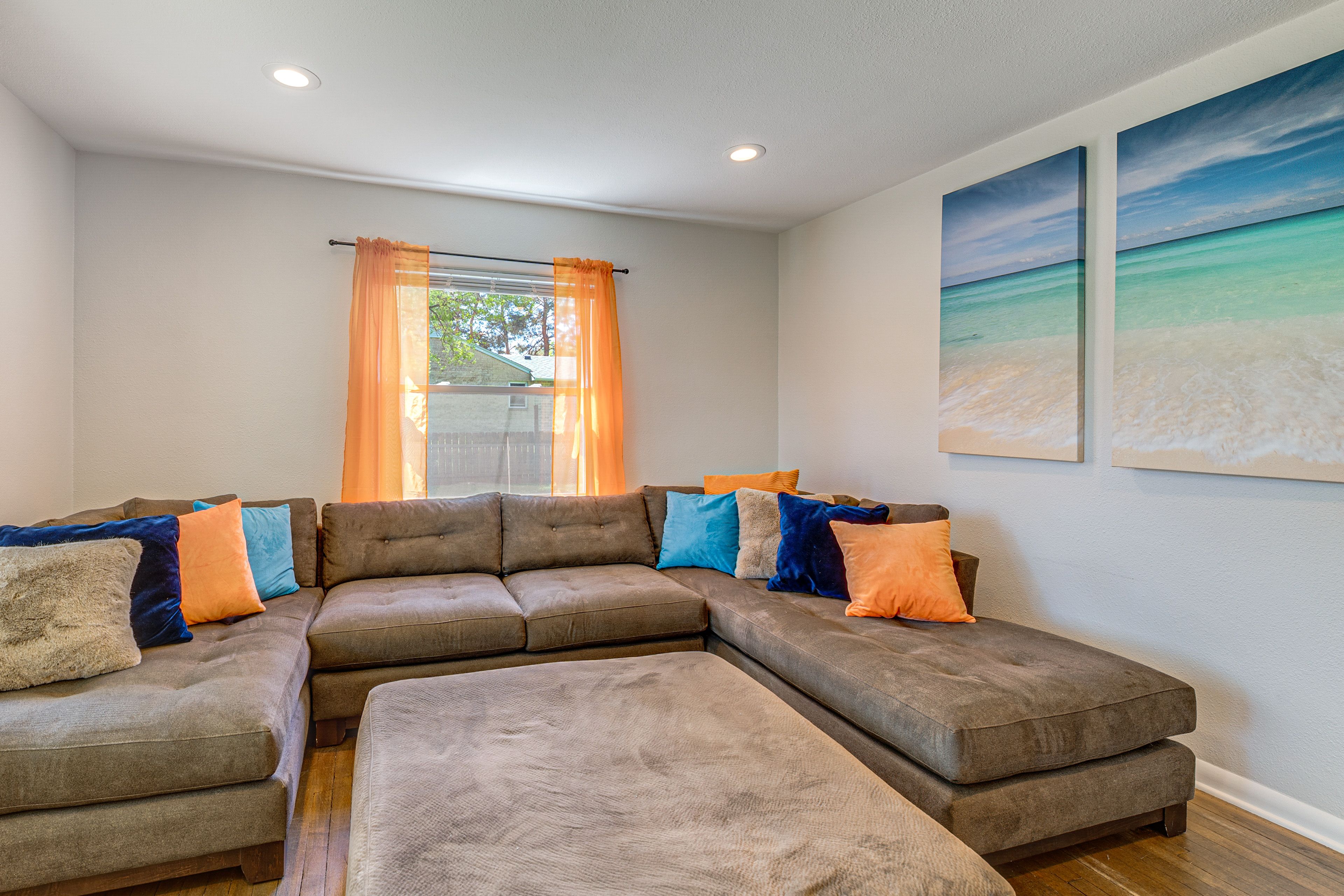 Living Room | Main Floor