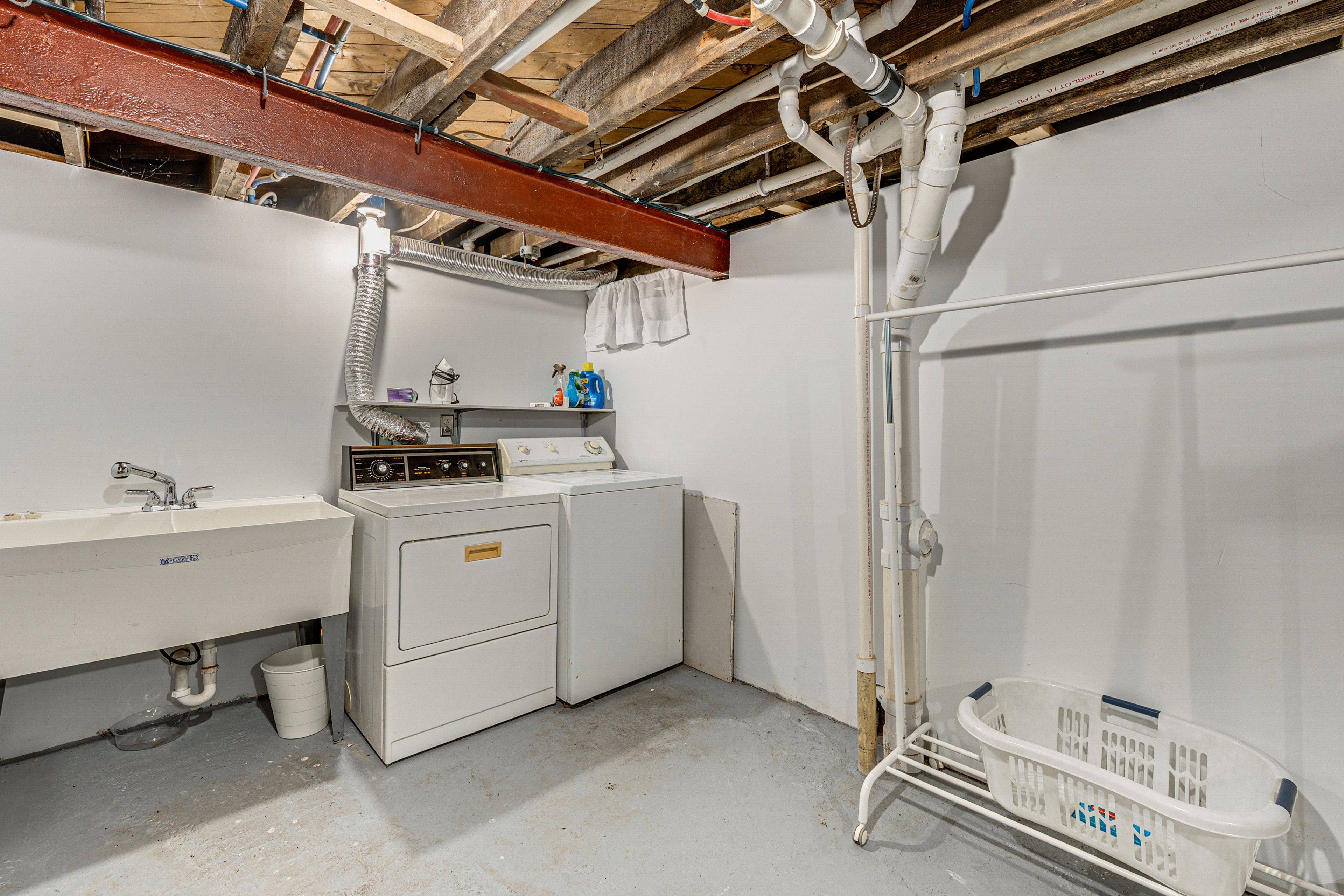 Laundry Area | Lower Floor