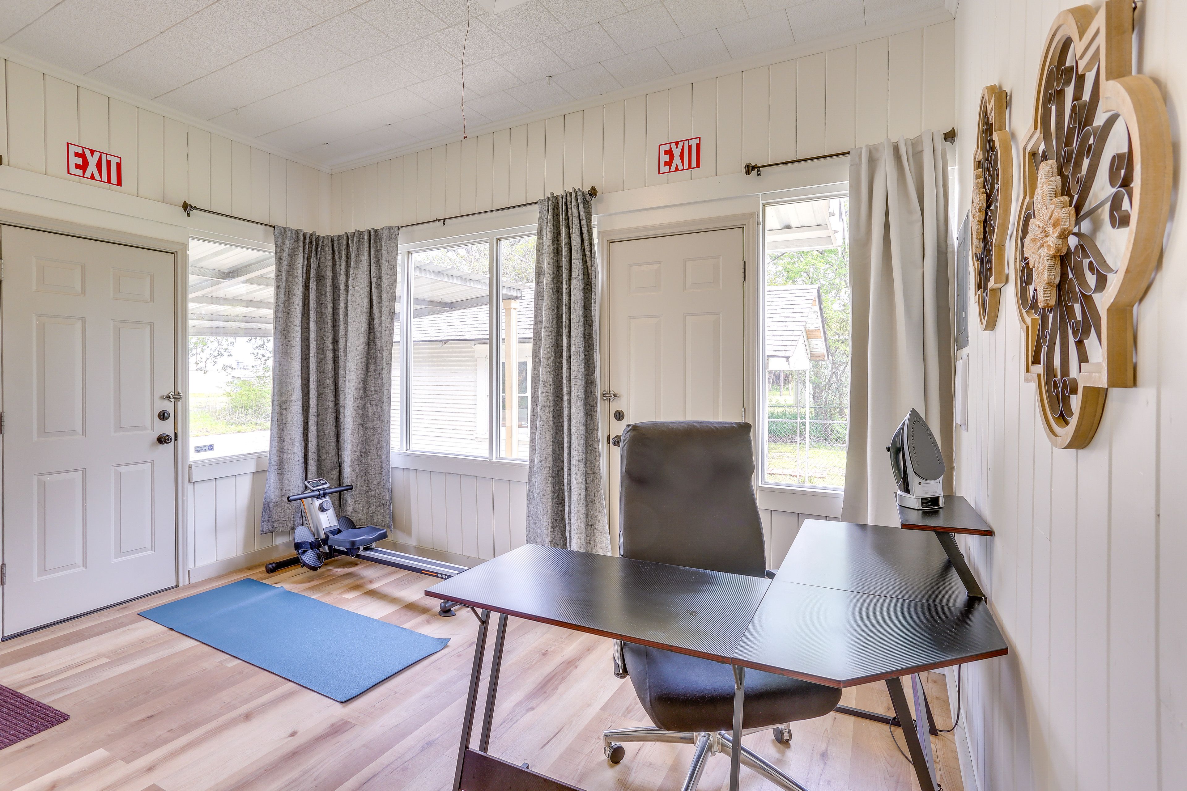 Office | Laptop-Friendly Workspace
