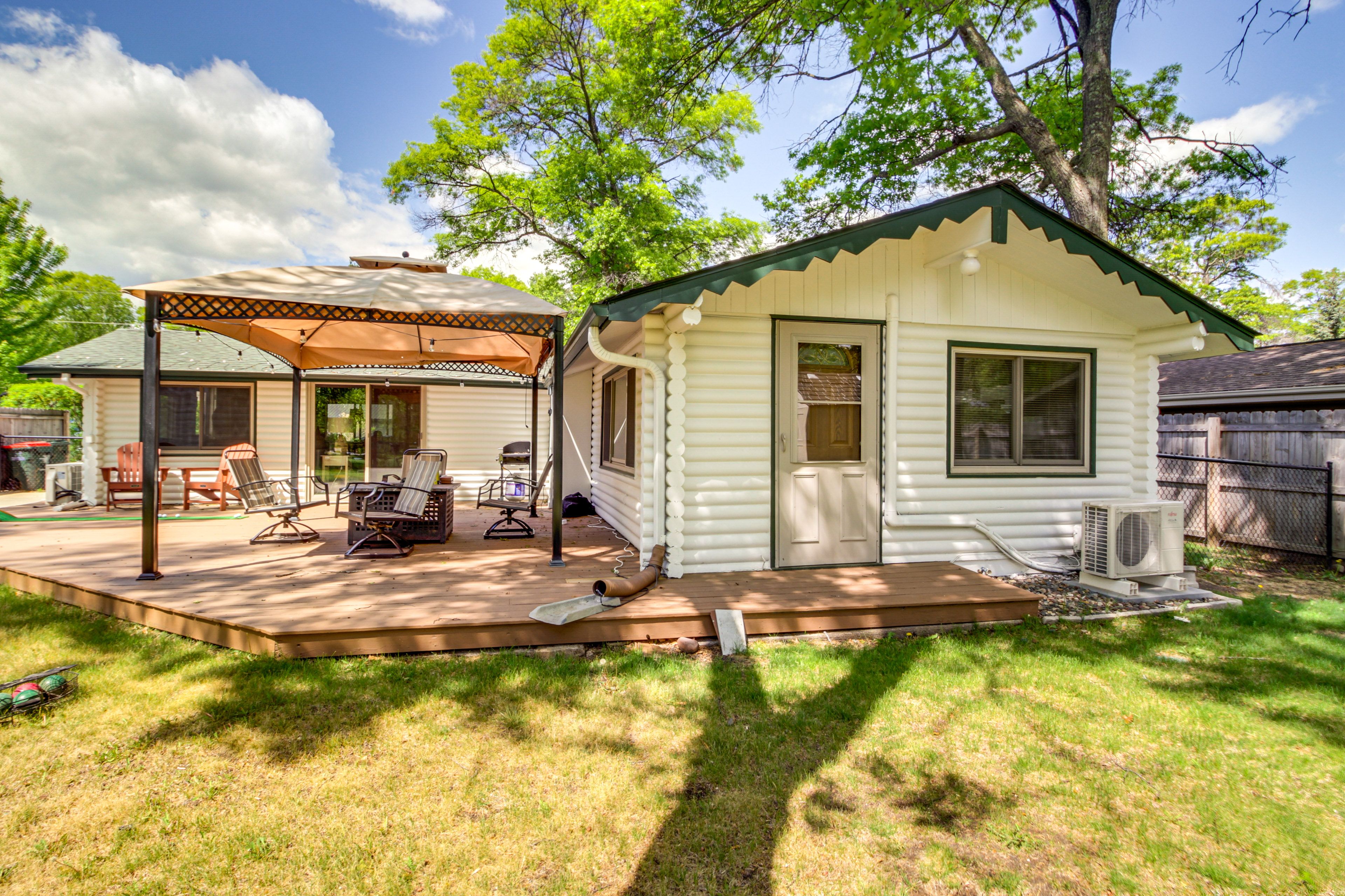 Deck | Gazebo | Gas Grill | Fire Pit